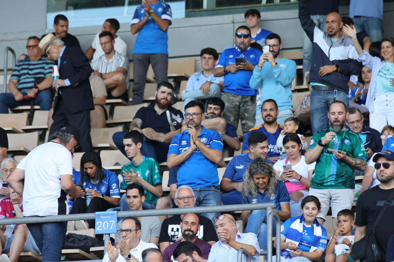 Búscate en el partido entre el Xerez DFC y Ceuta B en Chapín