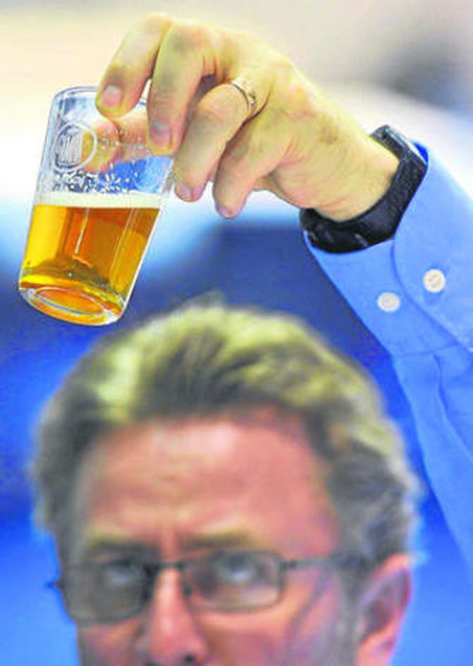 Originalmente se ha asociado la ingesta de cerveza al sobrepeso.