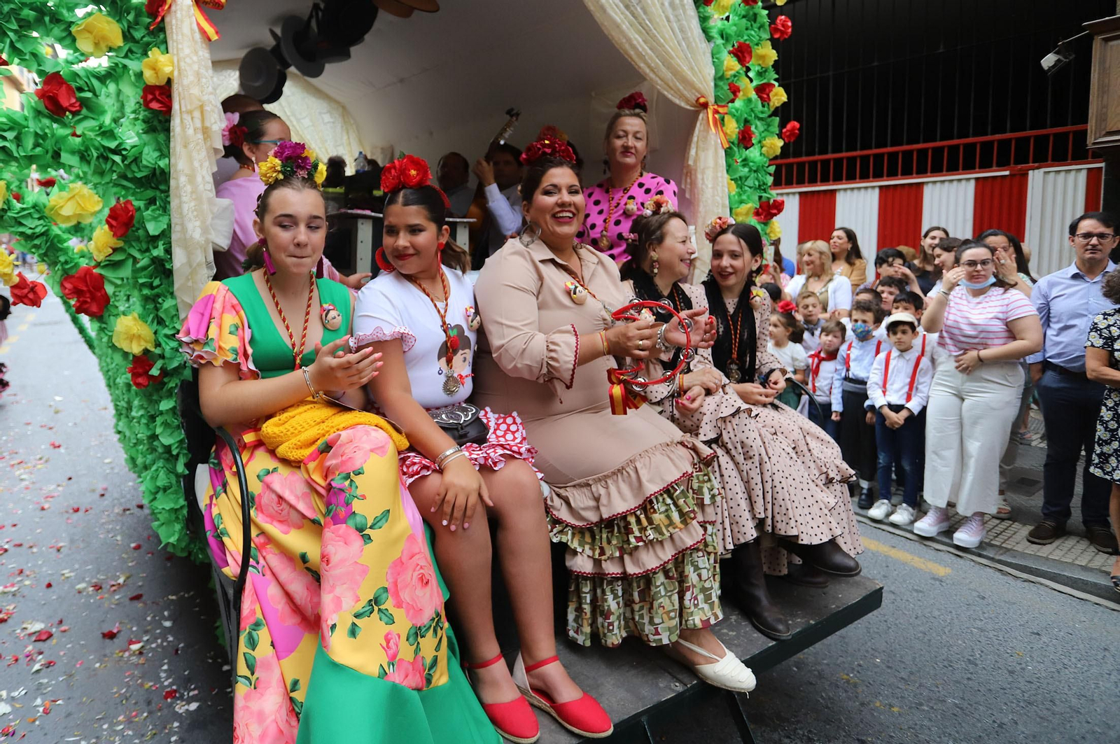 Imágenes de Emigrantes a su paso por el colegio Santo Ángel