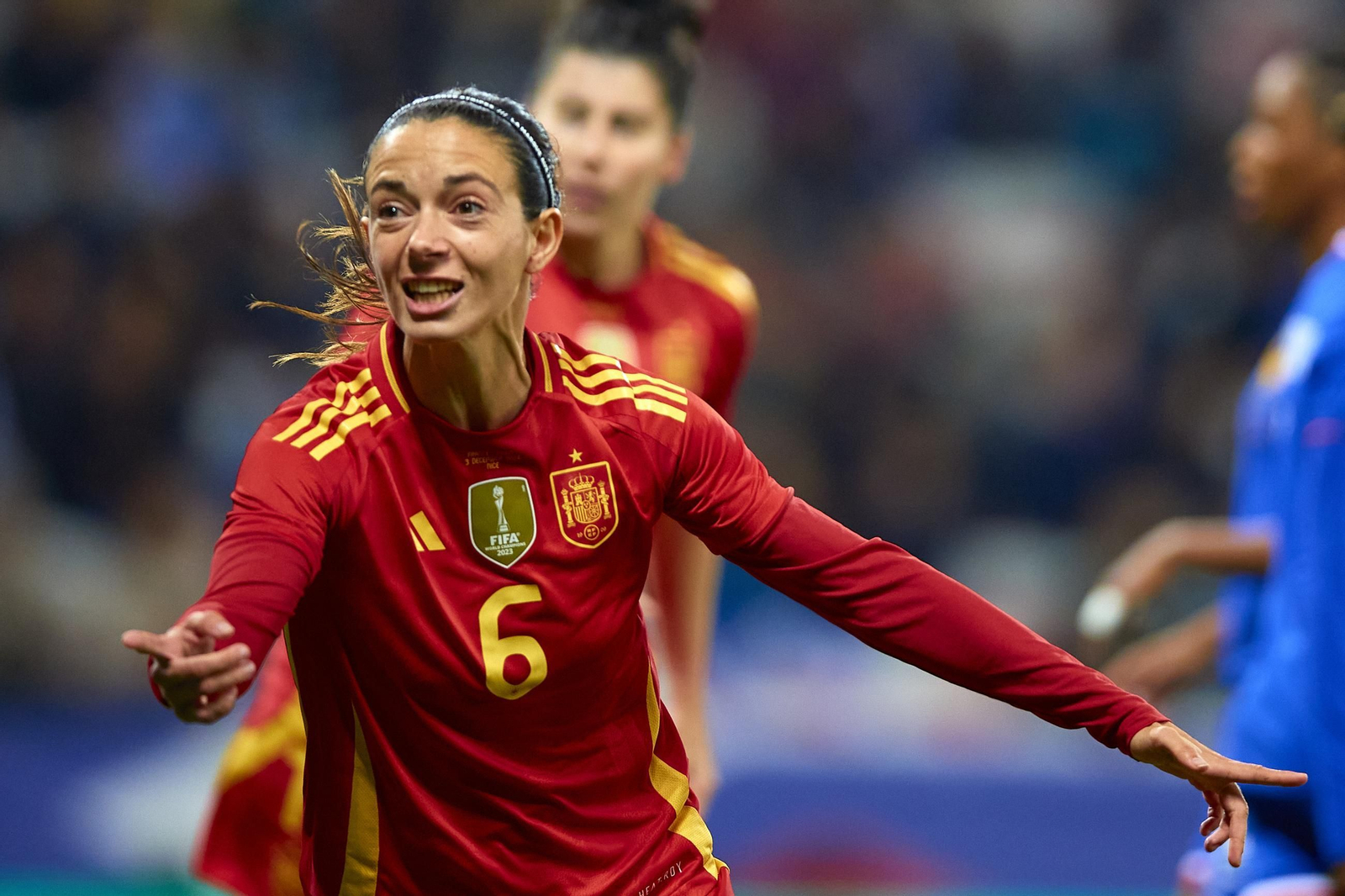 Aitana Bonmatí celebra su gol contra Francia.