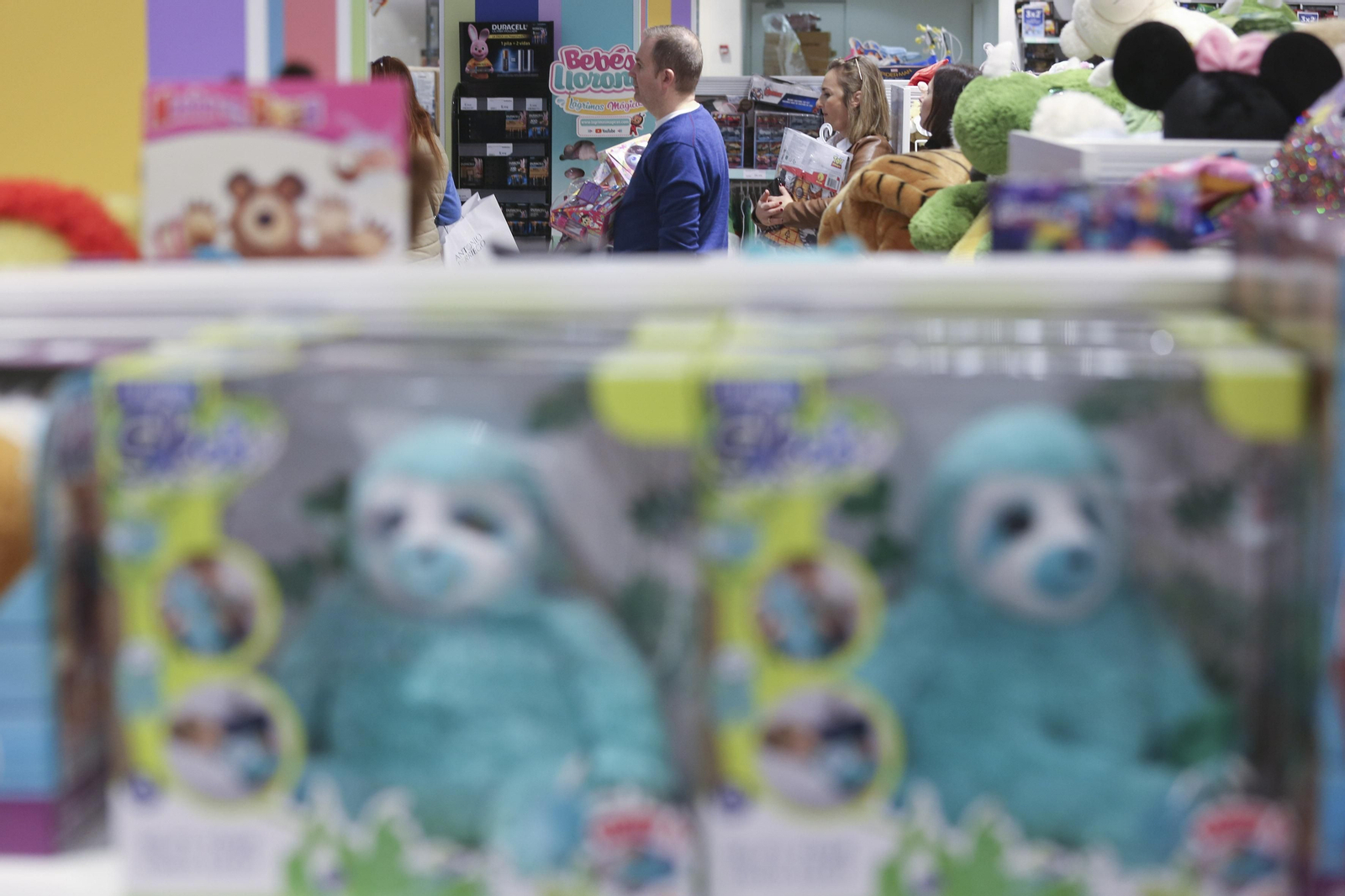 Fotos de las jugueterías de Málaga días antes de los Reyes Magos