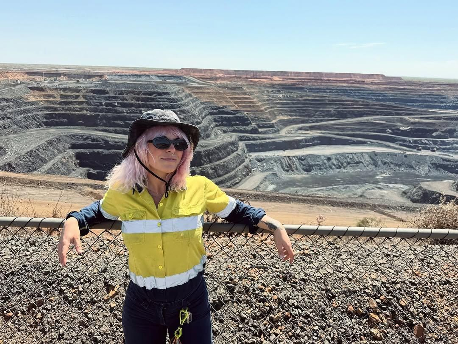 Virginia Sanz en una de las minas en las que trabaja