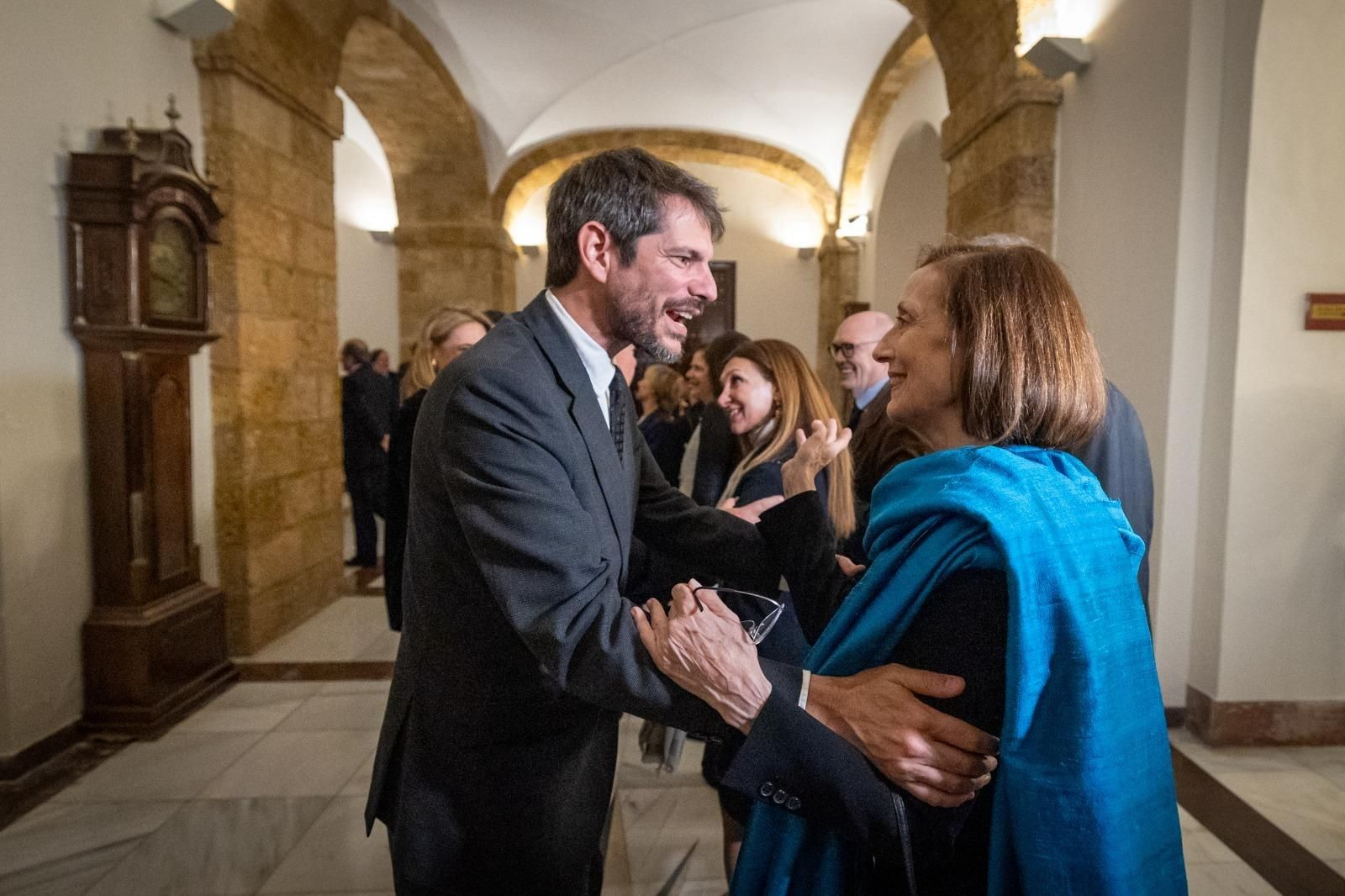 Las imágenes de la cena de los premiados con la Medalla de Oro de las Bellas Artes en la Diputación de  Cádiz