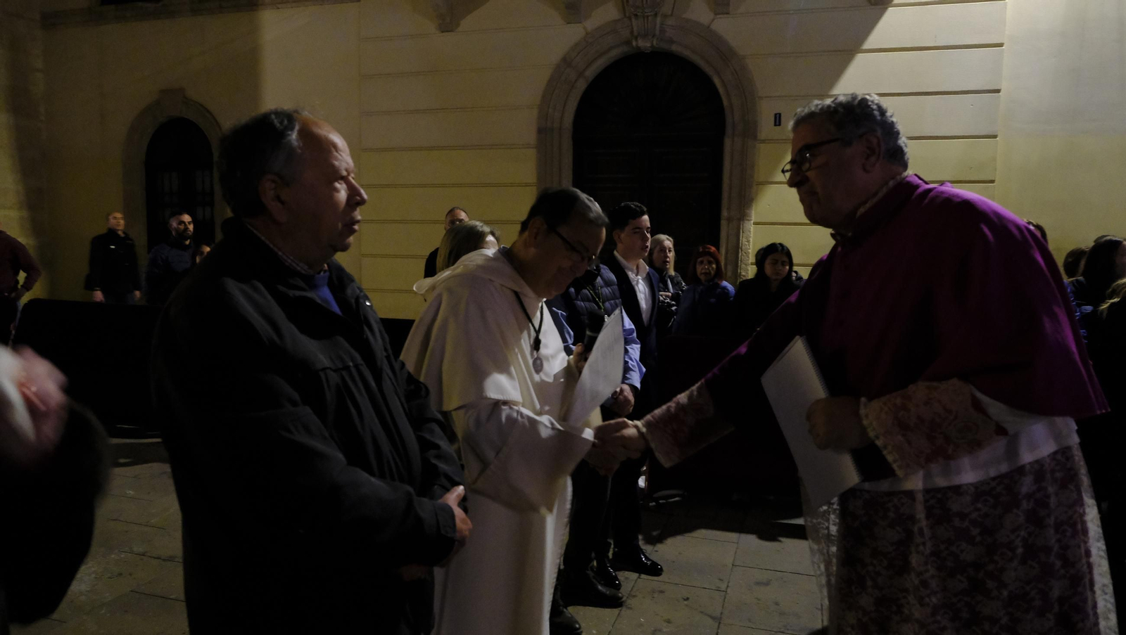 Vía Crucis del Cristo de la Escucha en la Semana Santa de Almería 2025