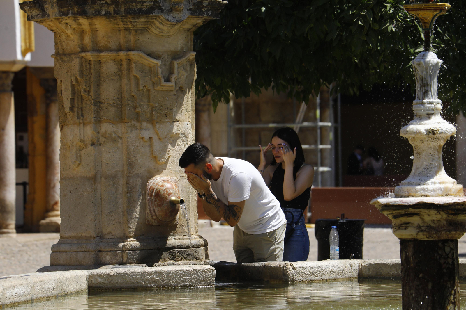 Córdoba bajo el aviso naranja en la segunda ola de calor del verano, en imágenes