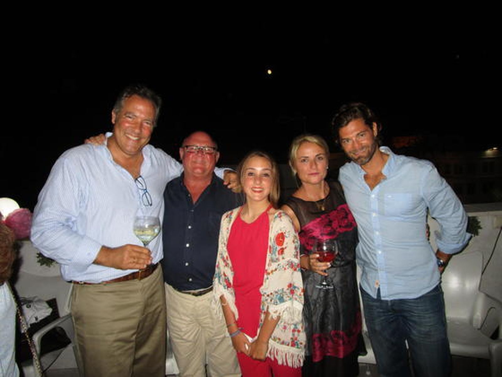 Ricardo Galache, Víctor Arnedillo con su hija María, Mila Ortiz Miranda y Pablo Ferragut.

Foto: Ignacio Casas de Ciria