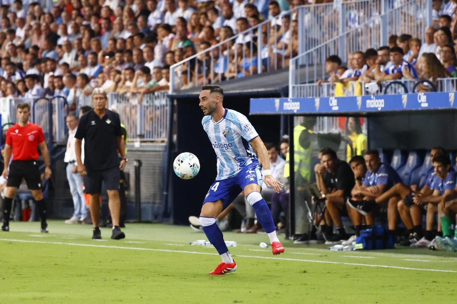 El Málaga CF-Real Betis del XXXV Trofeo Costa del Sol, en imágenes