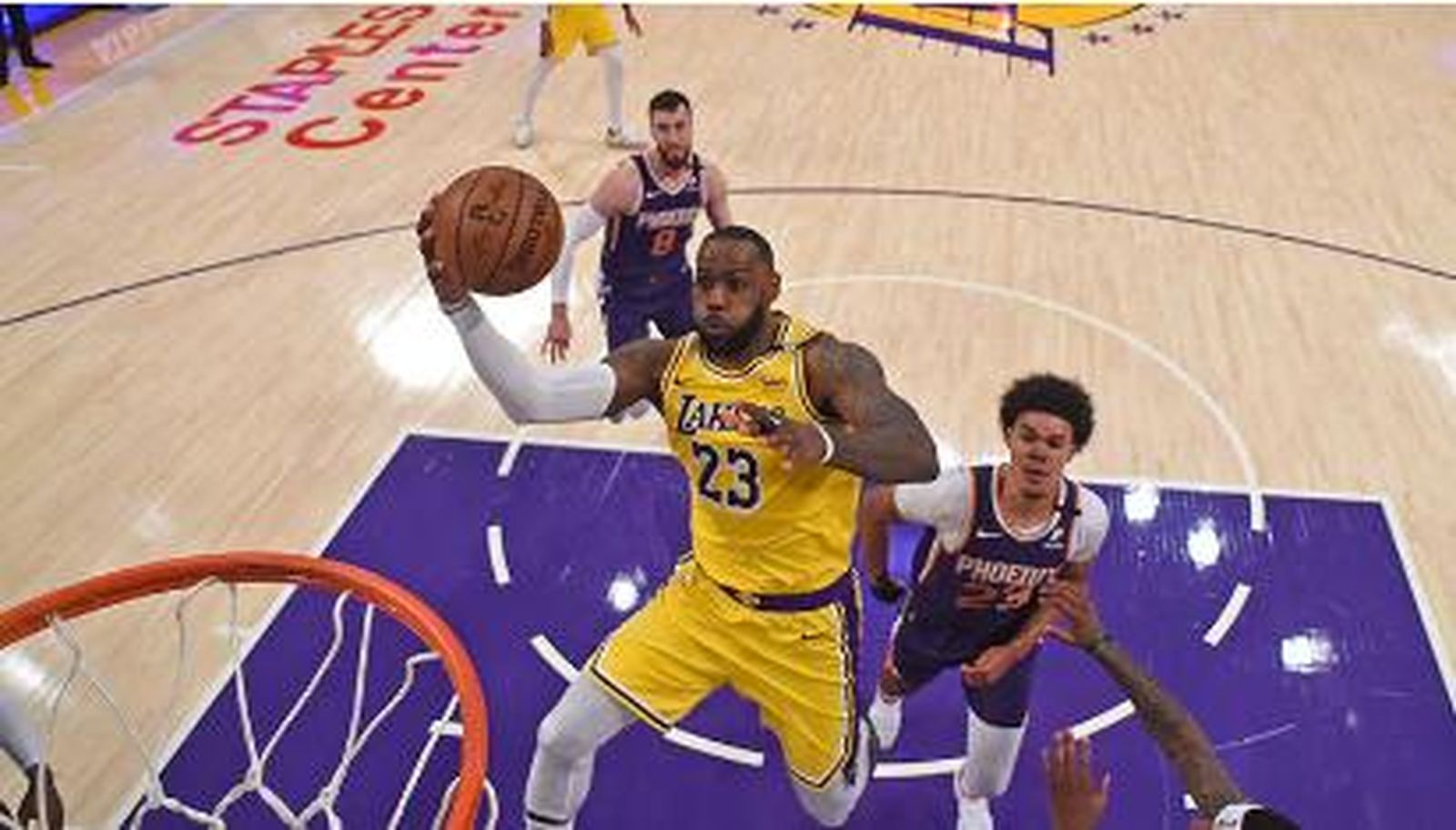 Booker fulmina a los Lakers de Gasol y LeBron James  (100-113)