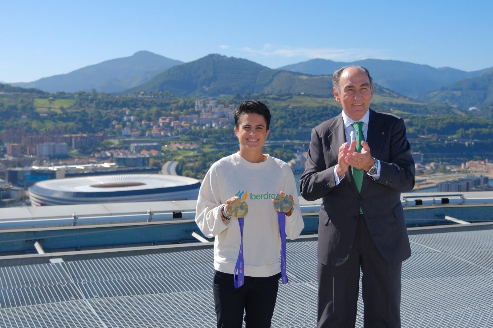 María Pérez junto a Ignacio Galán en Bilbao.