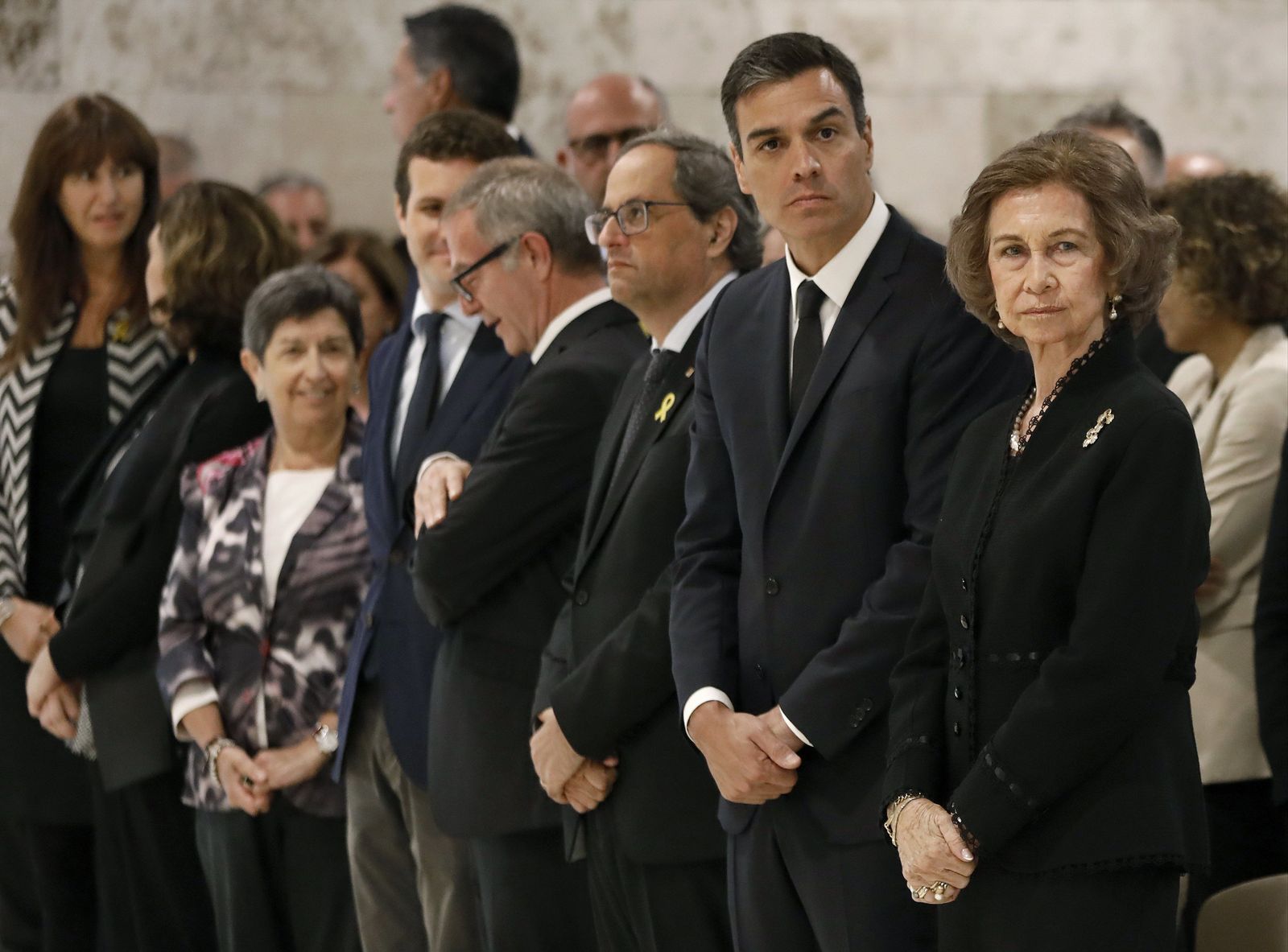 El banco de autoridades, con Quim Torra, Pedro Sánchez y Doña Sofía.