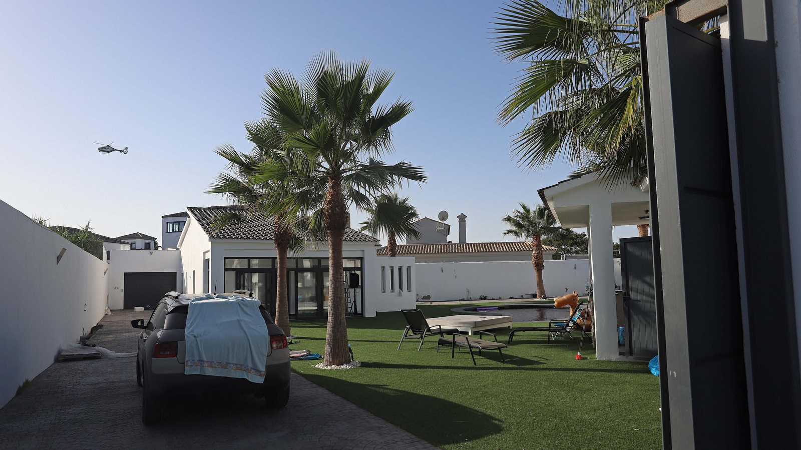 Fotos de los registros en 'Villa Narco' en La Línea