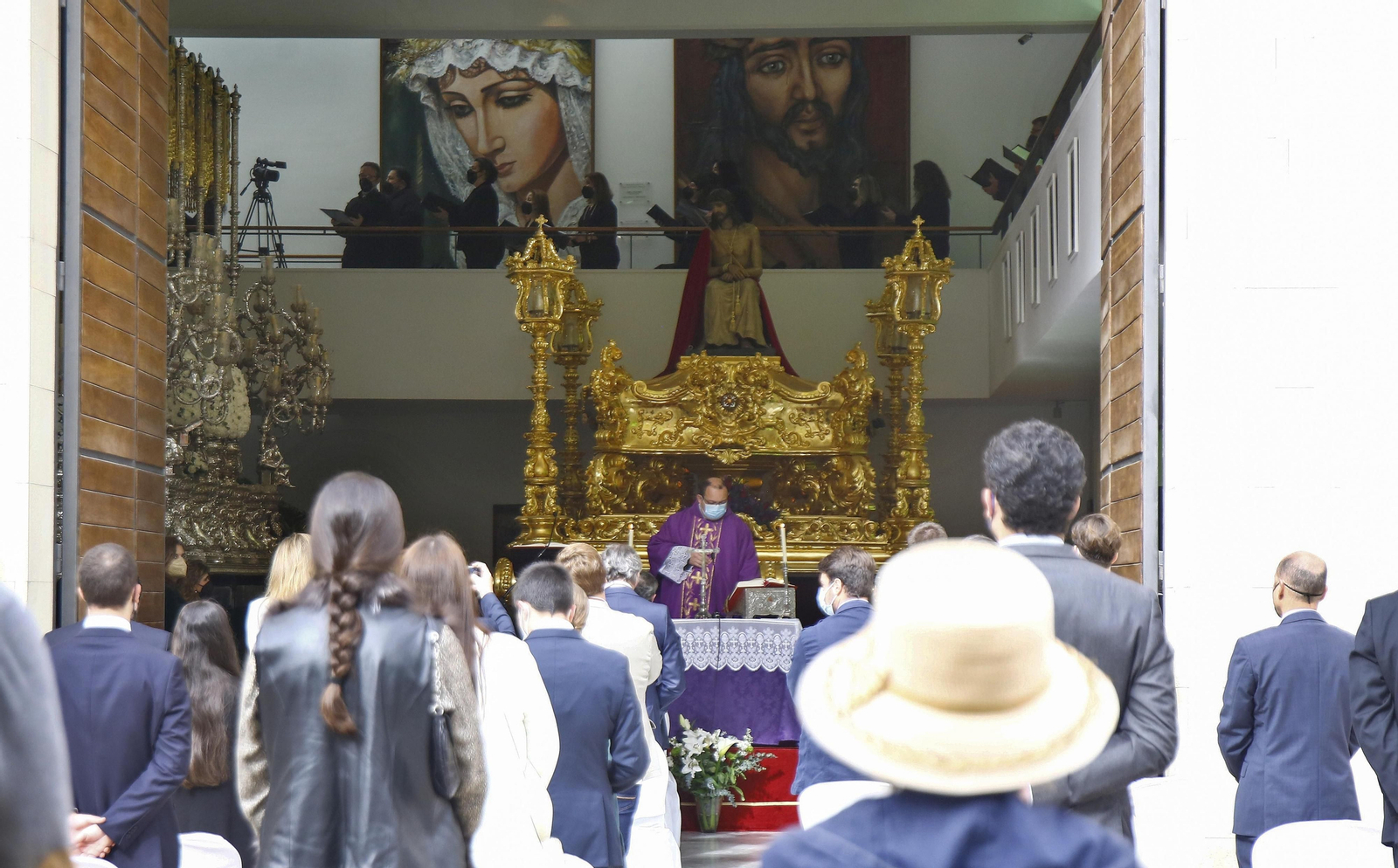 Las fotos del Lunes Santo en Málaga: la devoción en el barrio de La Trinidad