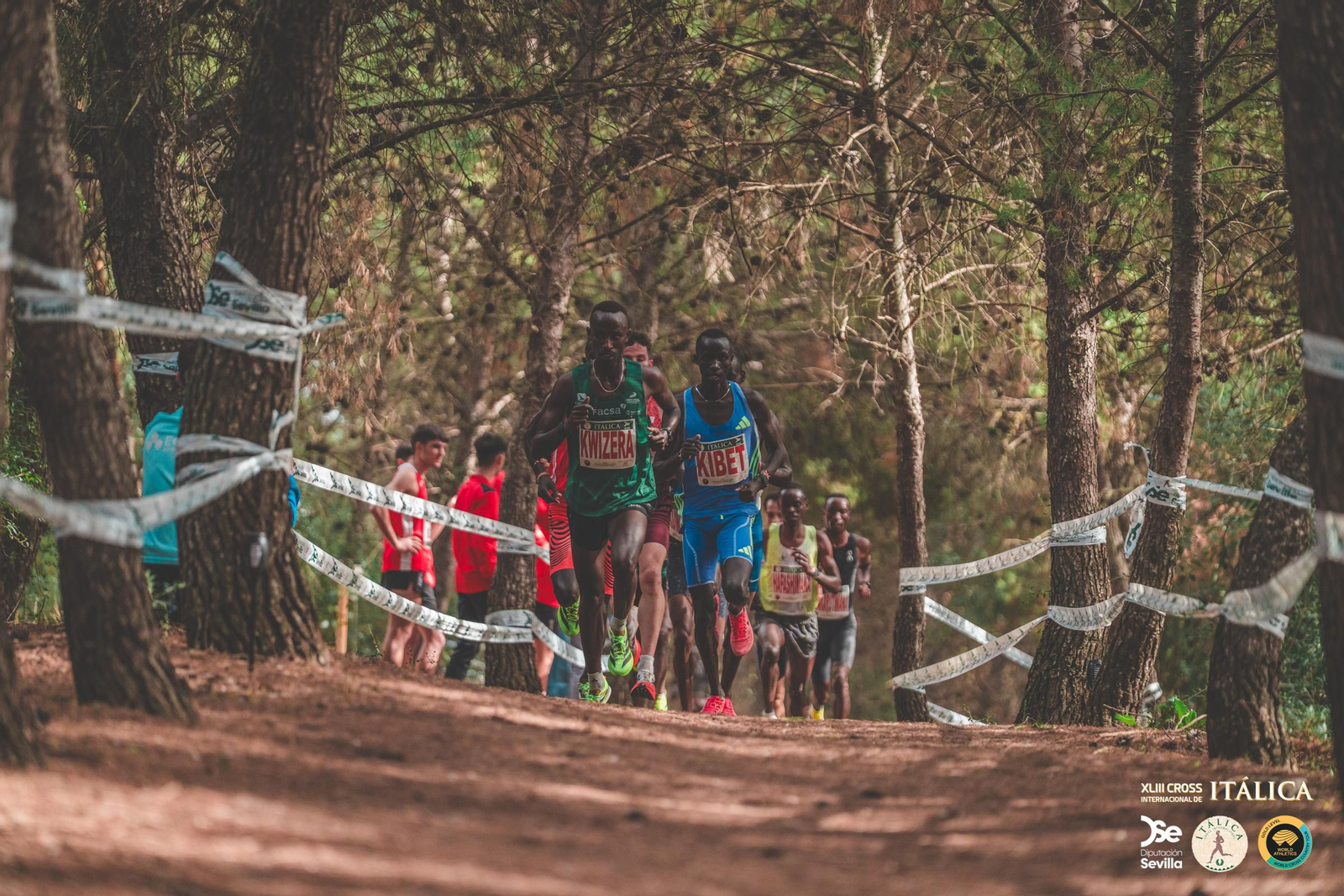 Búscate en las fotos del Cross de Itálica 2025 | 12