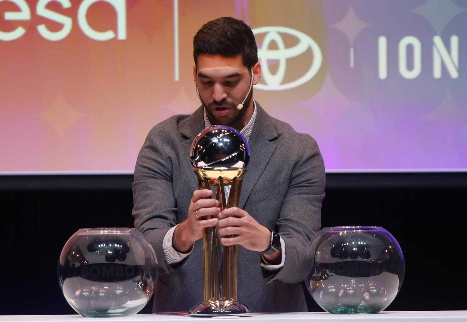 El sorteo de la Copa del Rey de baloncesto en Málaga, en fotos