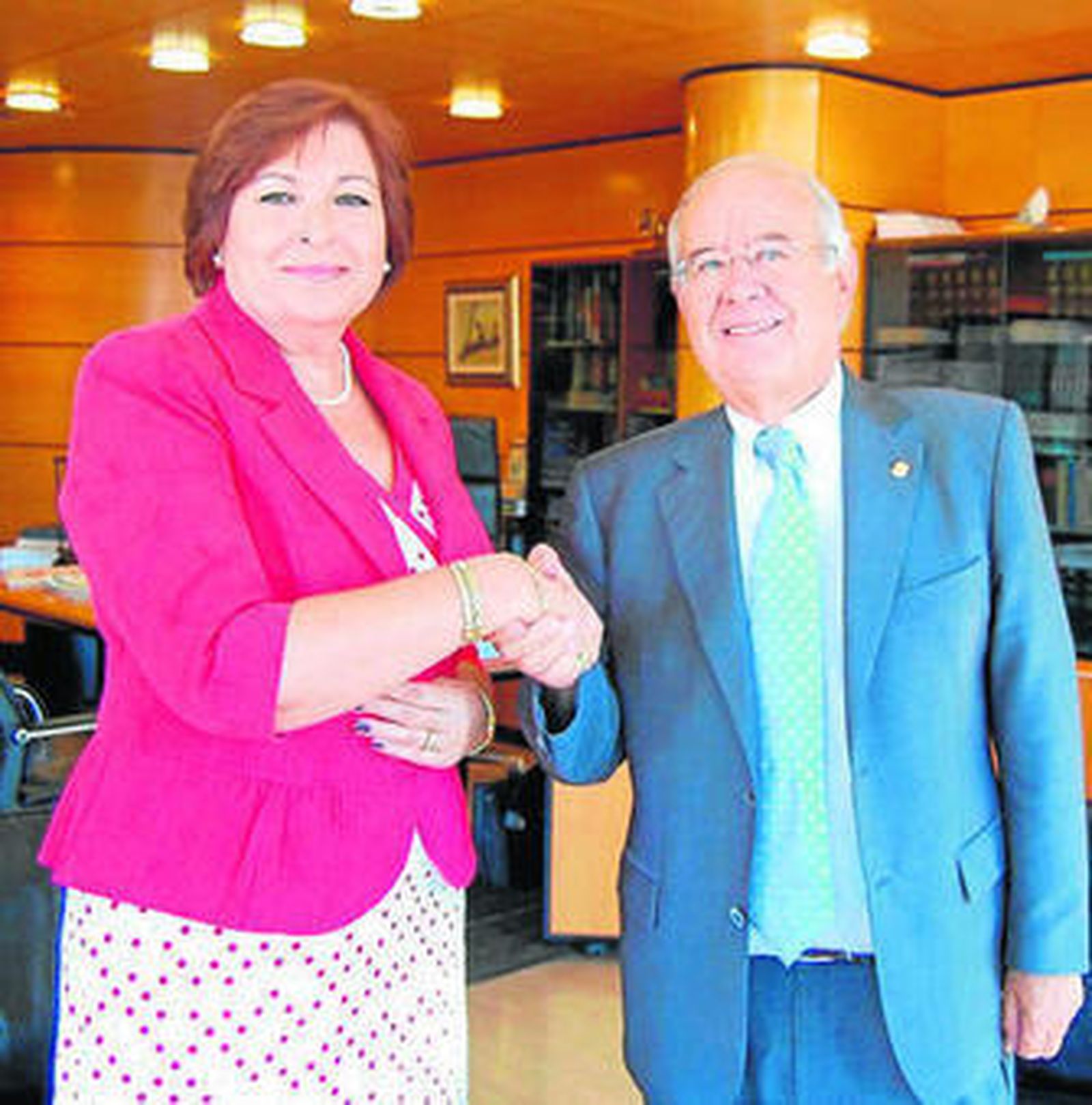 María Gádor Villalobos y Antonio Pérez Lao.