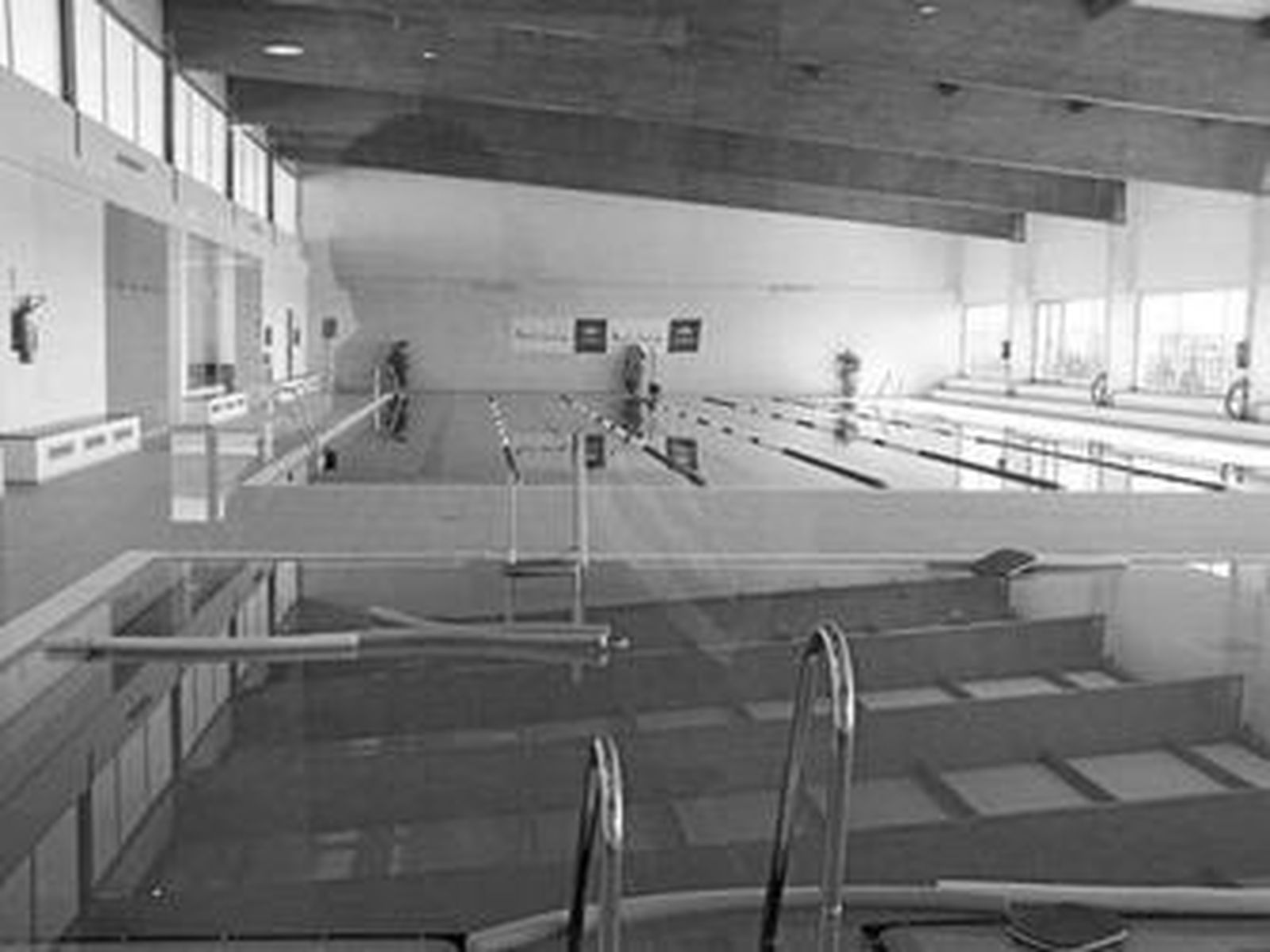 Durante esta semana la empresa gestora informa los ciudadanos de los cursos y actividades.