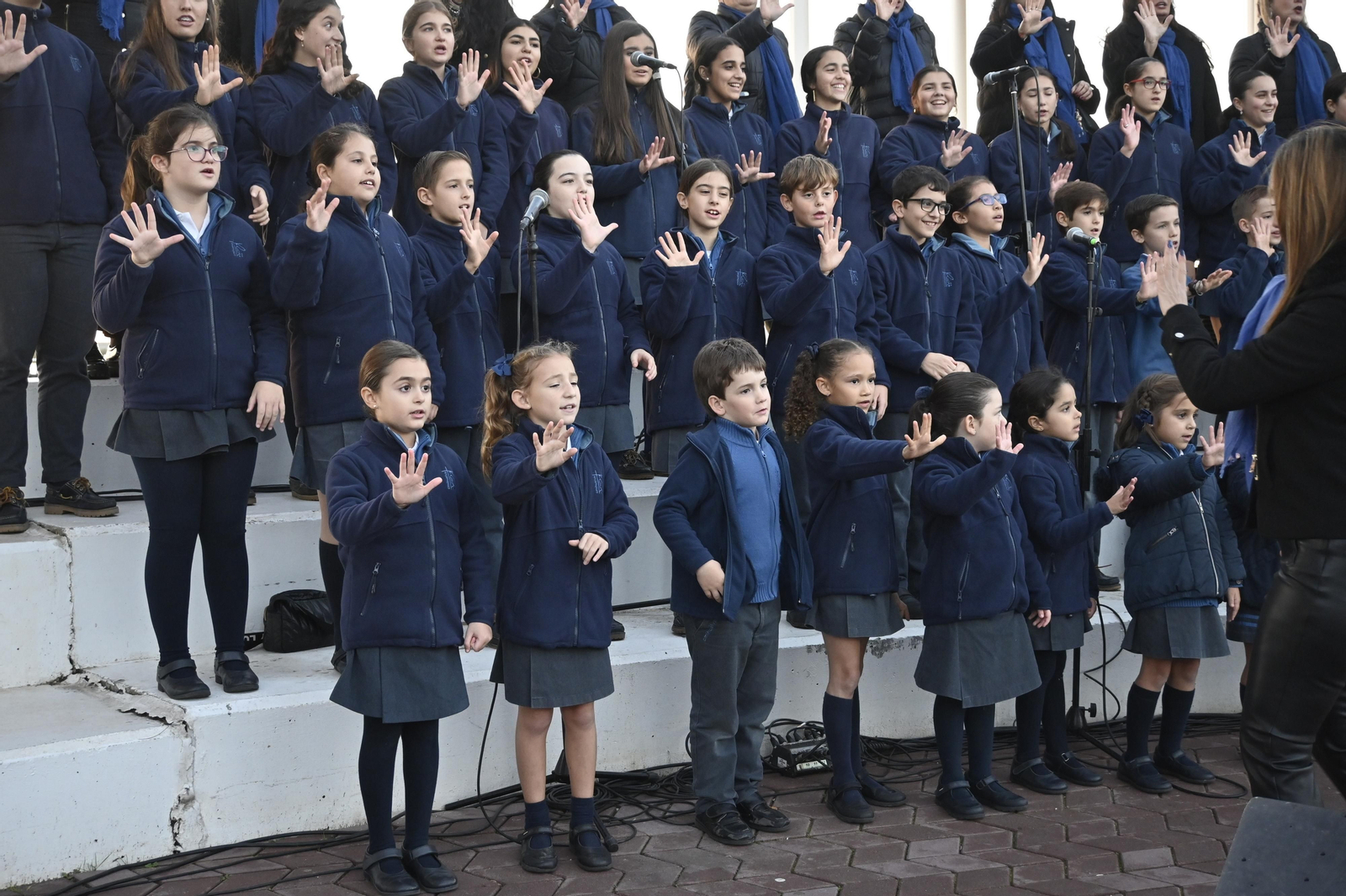 Alumbrado del Puerto de Huelva, en imágenes