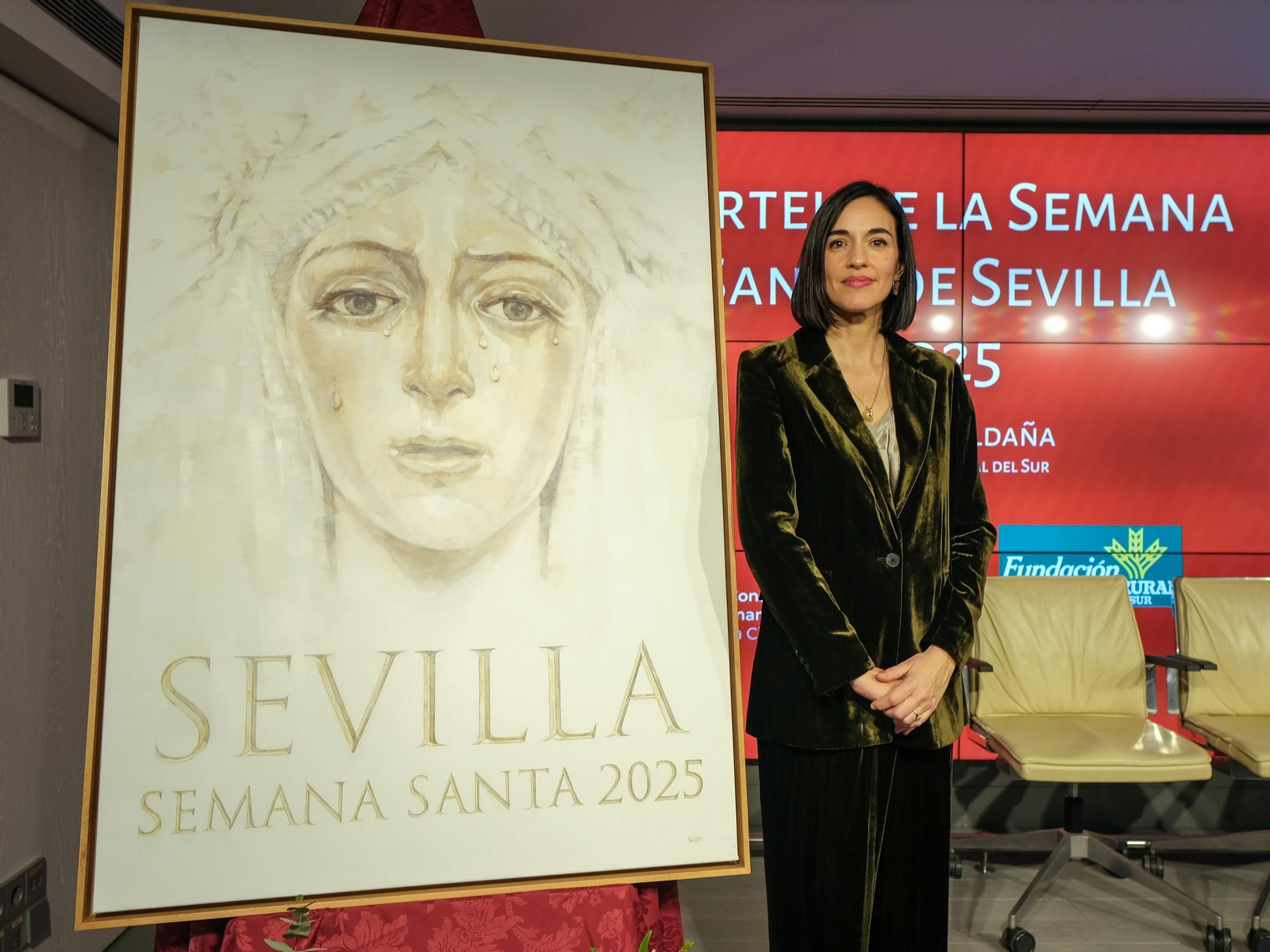 Las fotos del cartel de la Semana Santa de Sevilla 2025