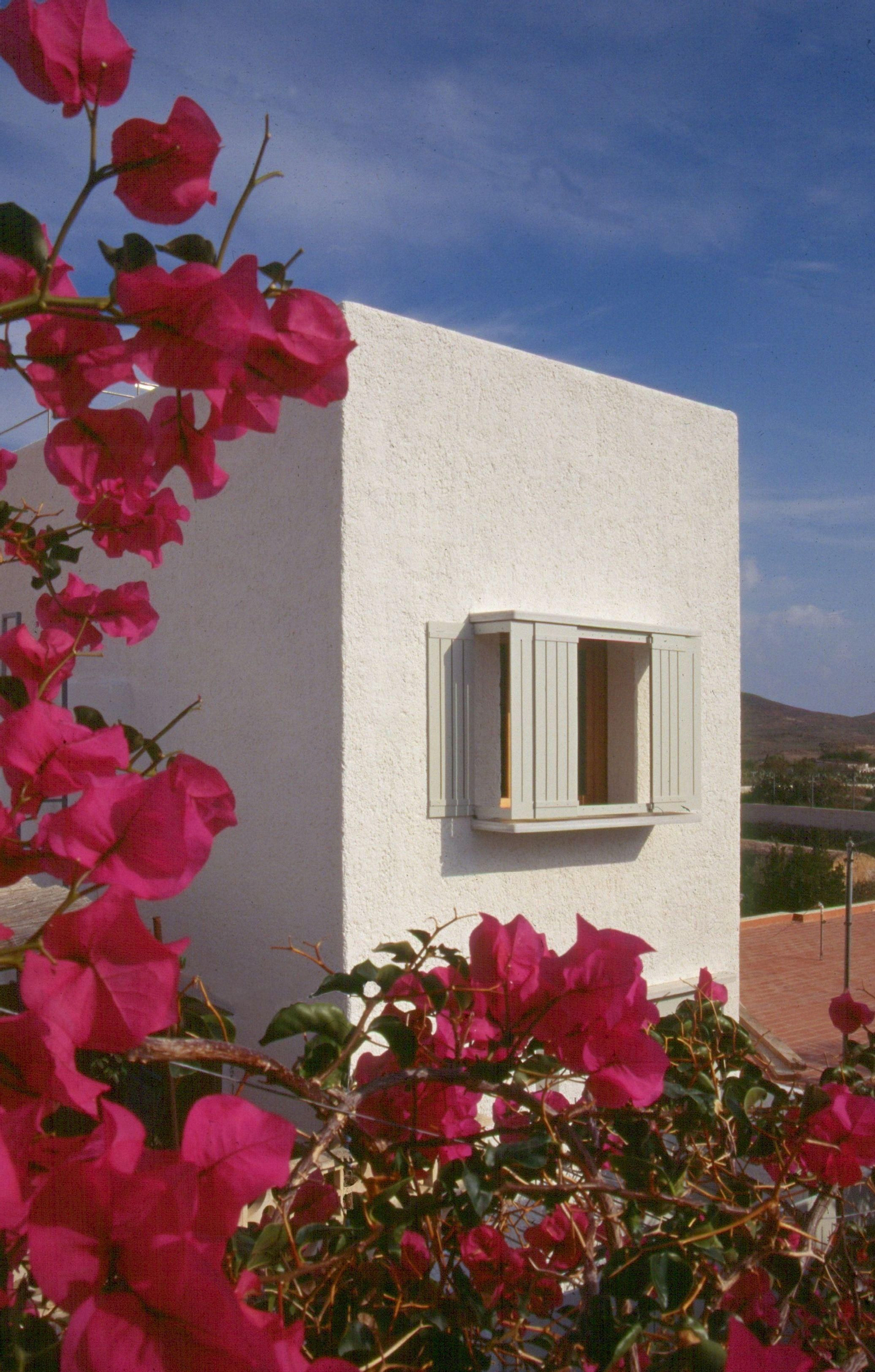 Vista exterior de la casa de Rodalquilar