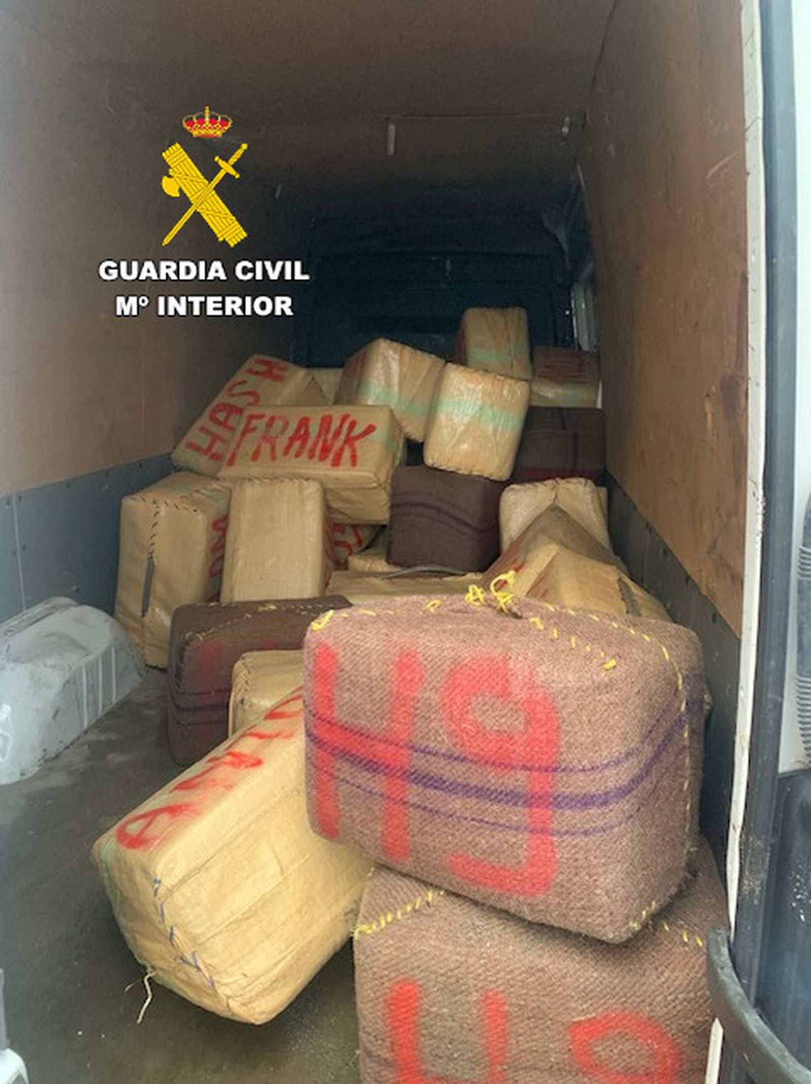 Cerca de una veintena de detenidos y más de 1.500 kilos de hachís en una gran operación antidroga en Sorvilán