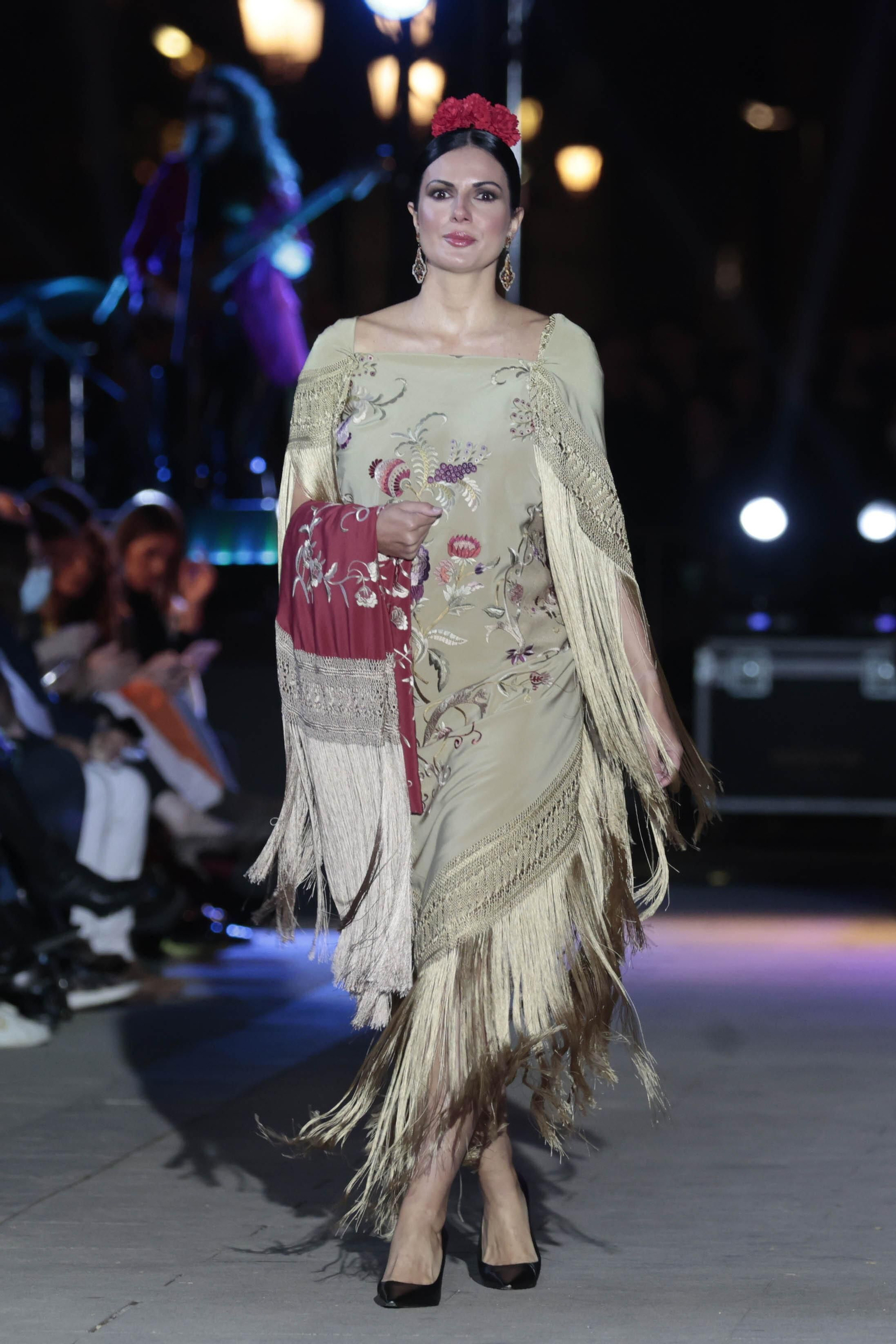 El desfile Andalucía es flamenca en el Palacio de San Telmo, todas las fotos