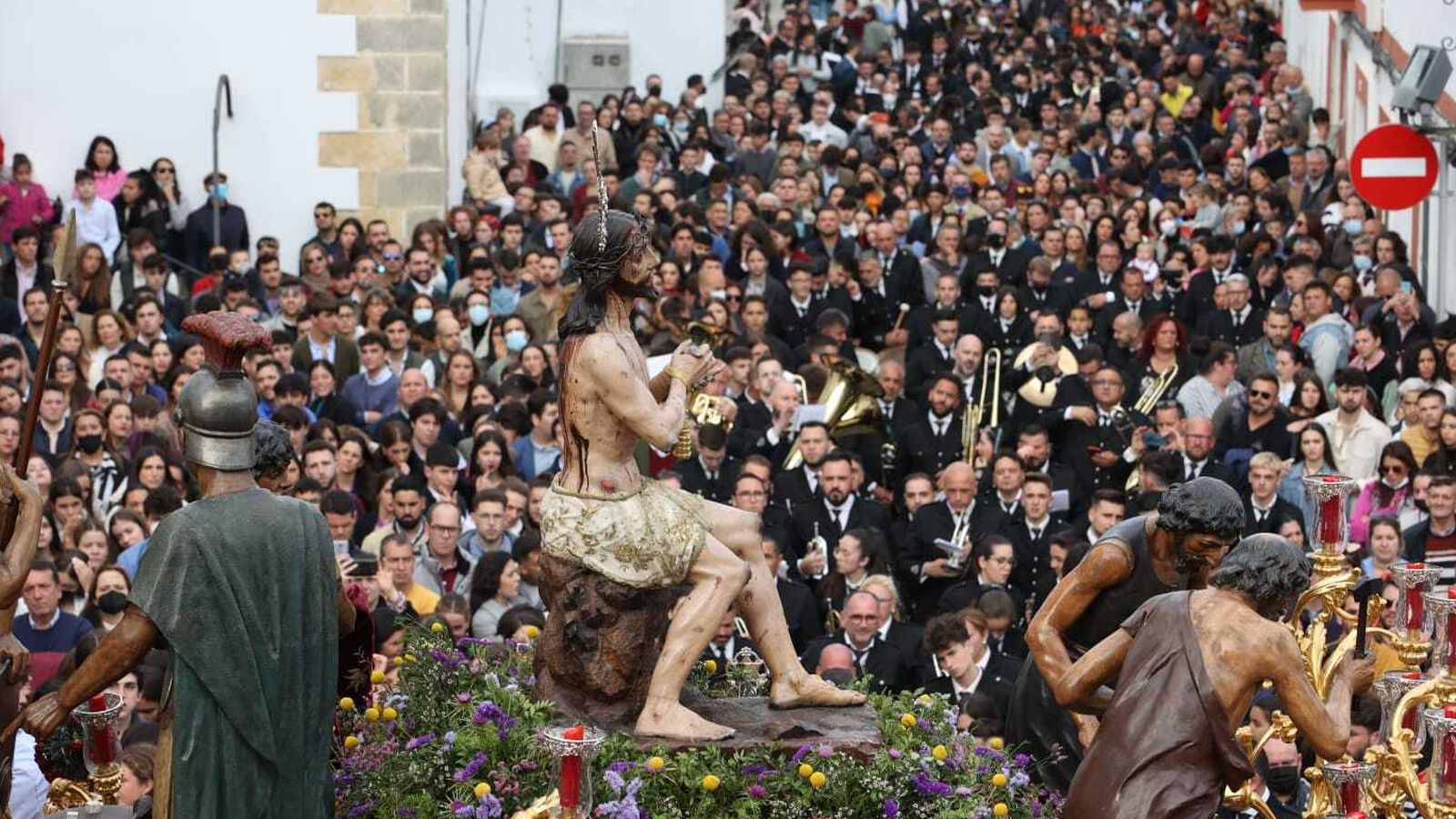 El paso de misterio de la Hermandad del Desconsuelo, en San Mateo.