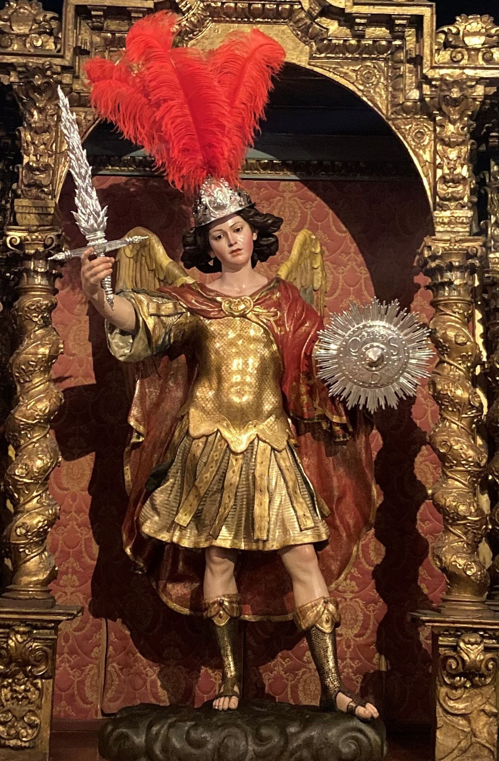 El arcángel San Miguel.