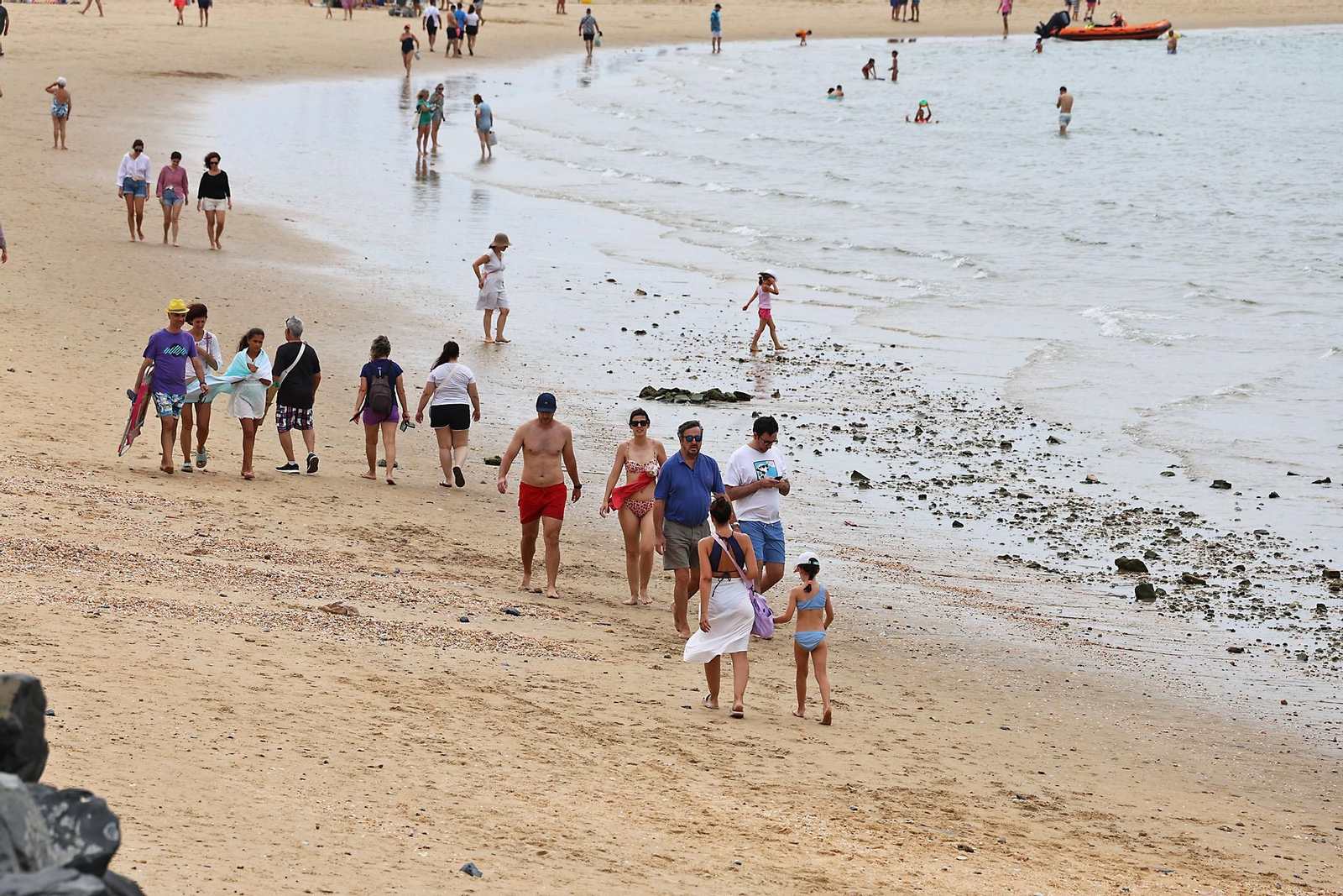 Mañanas nubladas de paseos por las playas de Huelva