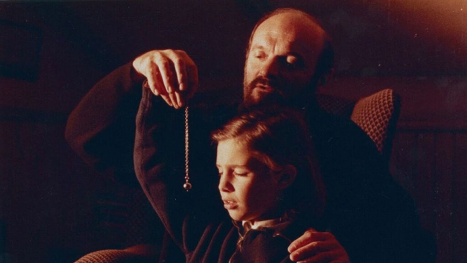 Antonutti, junto a Sonsoles Aranguren, en una escena de 'El sur', de Víctor Erice.