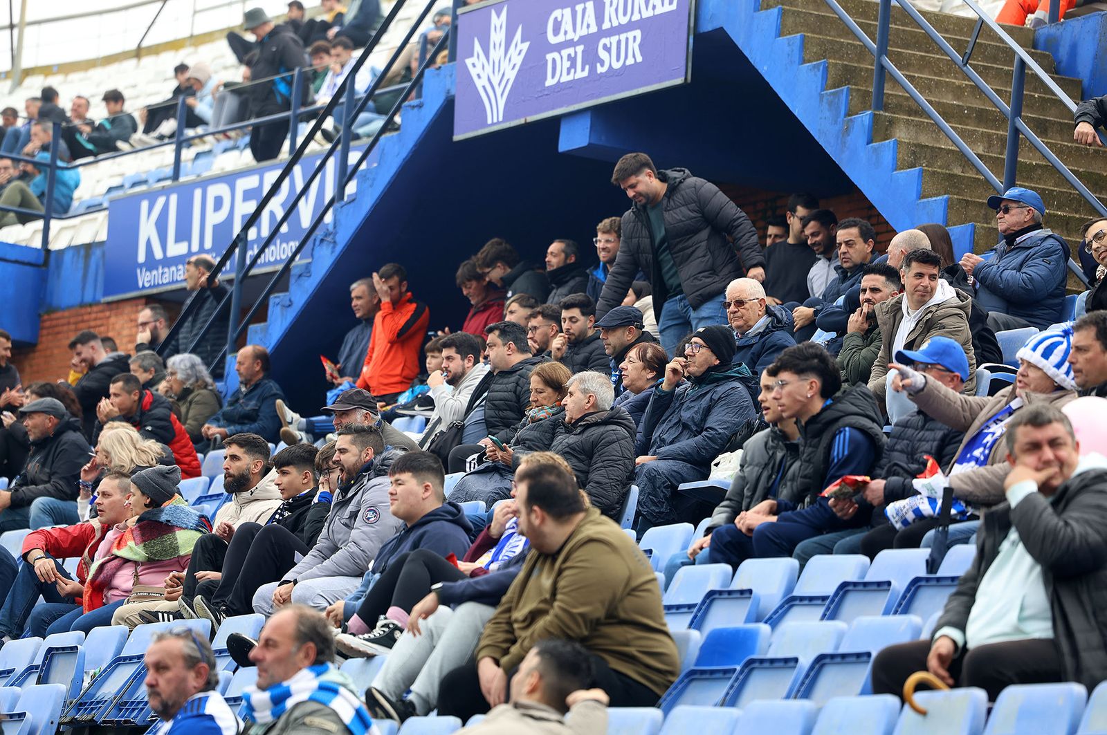 Búscate en las gradas del Nuevo Colombino durante el Recre-Almería B