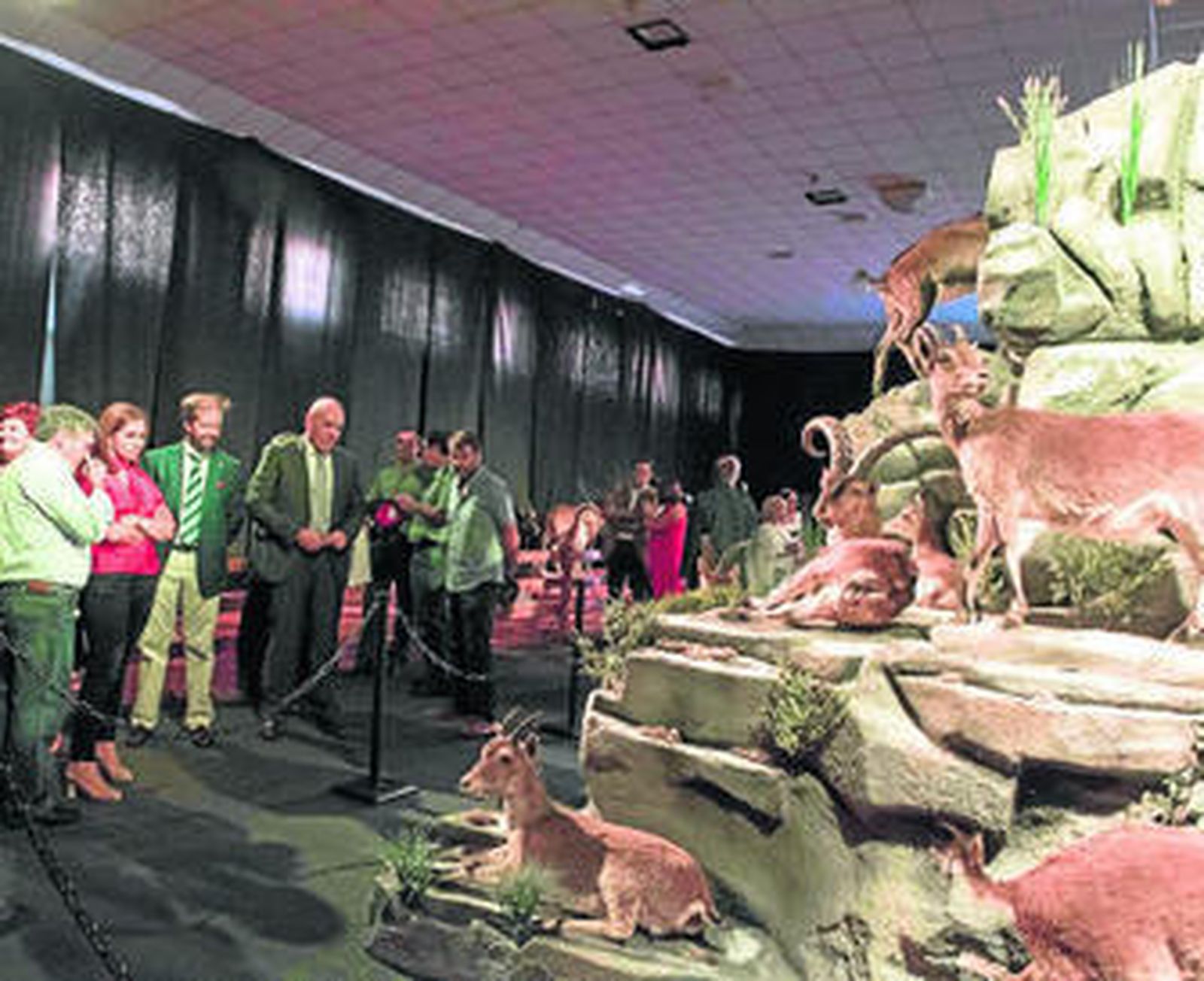 Un momento de la inauguración del certamen en Fermasa.