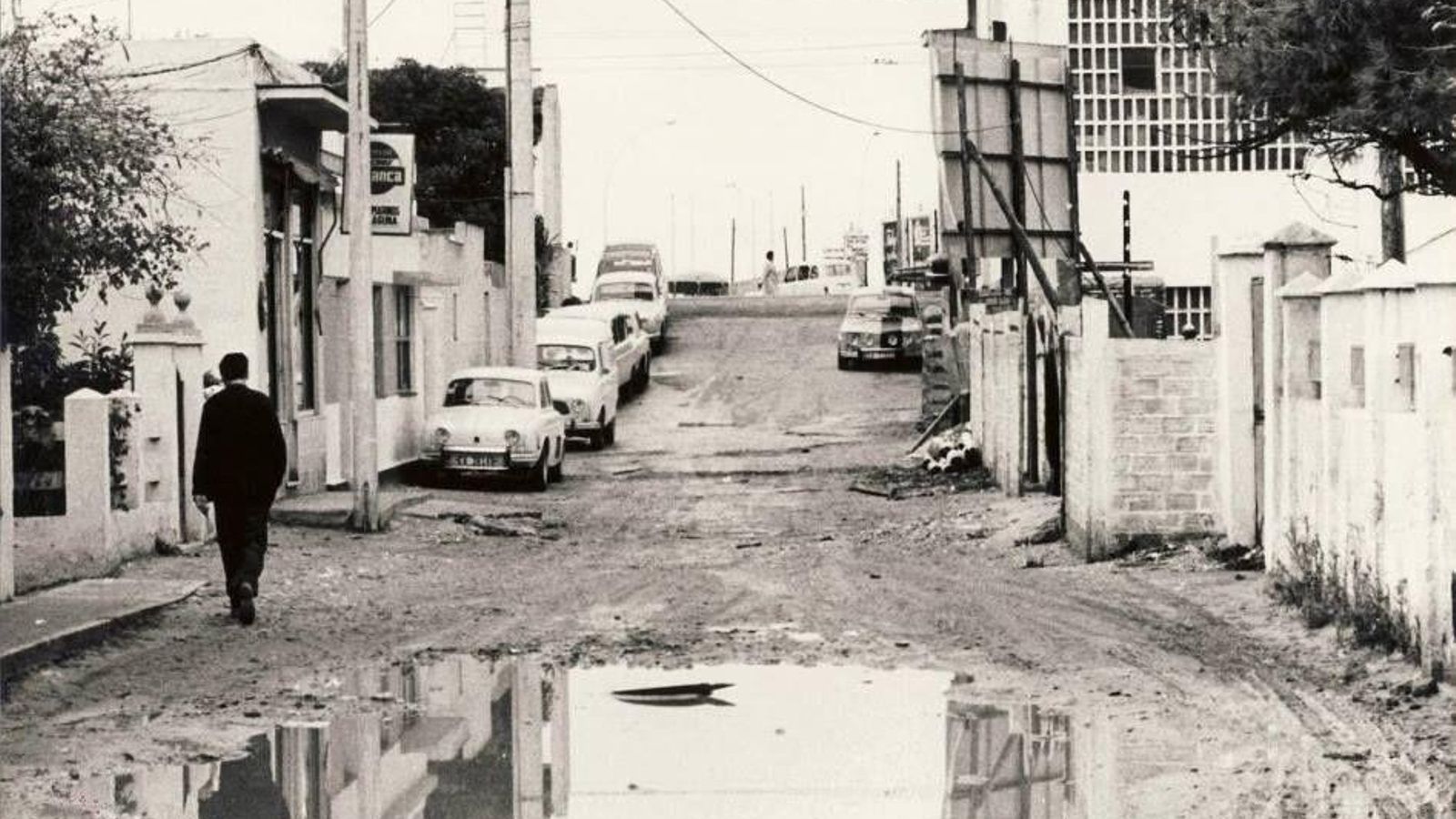 Calle Alonso Cano sin asfaltar aún