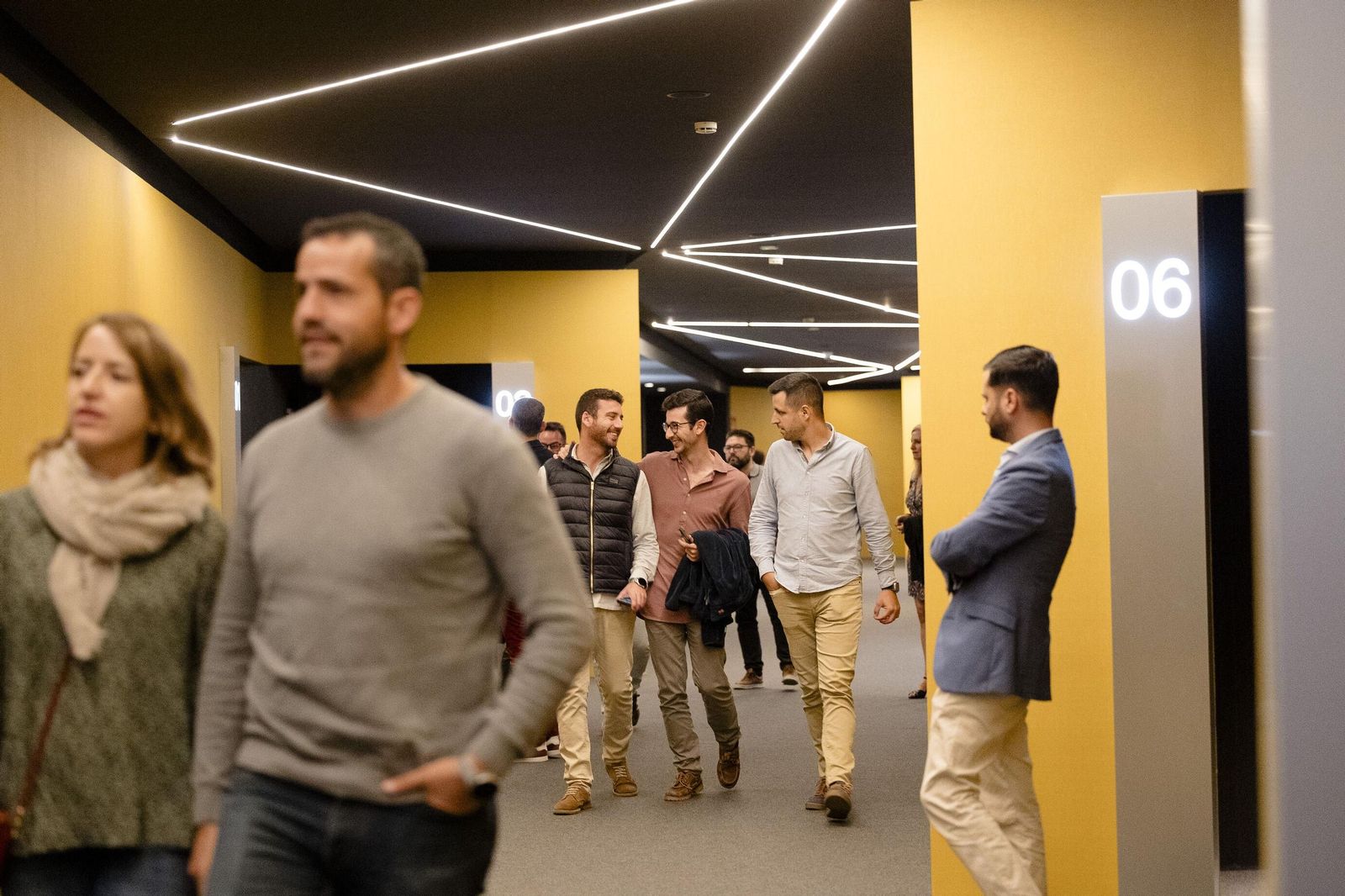 Cines Artesiete Platinum en el Parque Comercial Bahía Mar