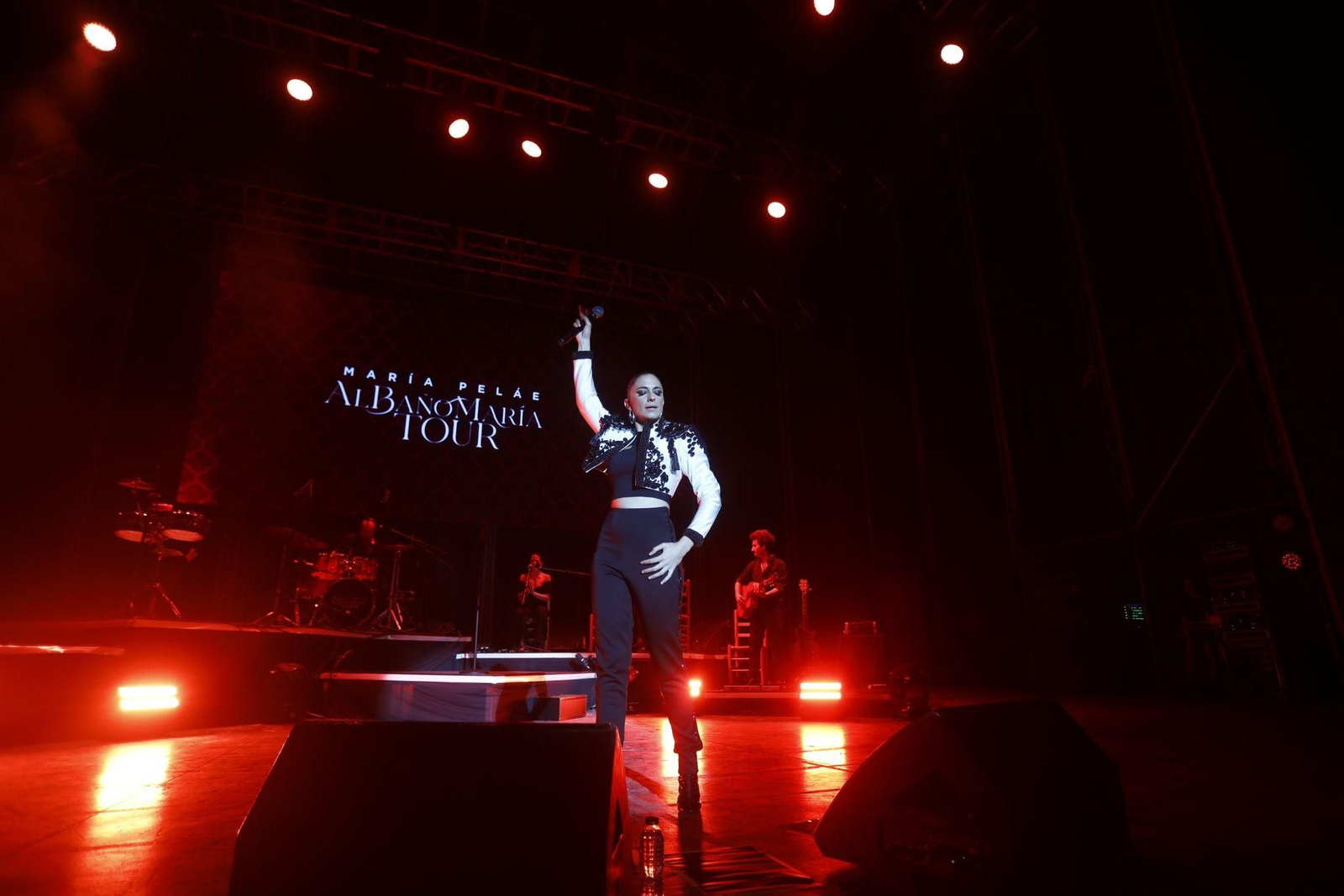 El concierto de María Peláe en el Festival de la Guitarra de Córdoba, en imágenes