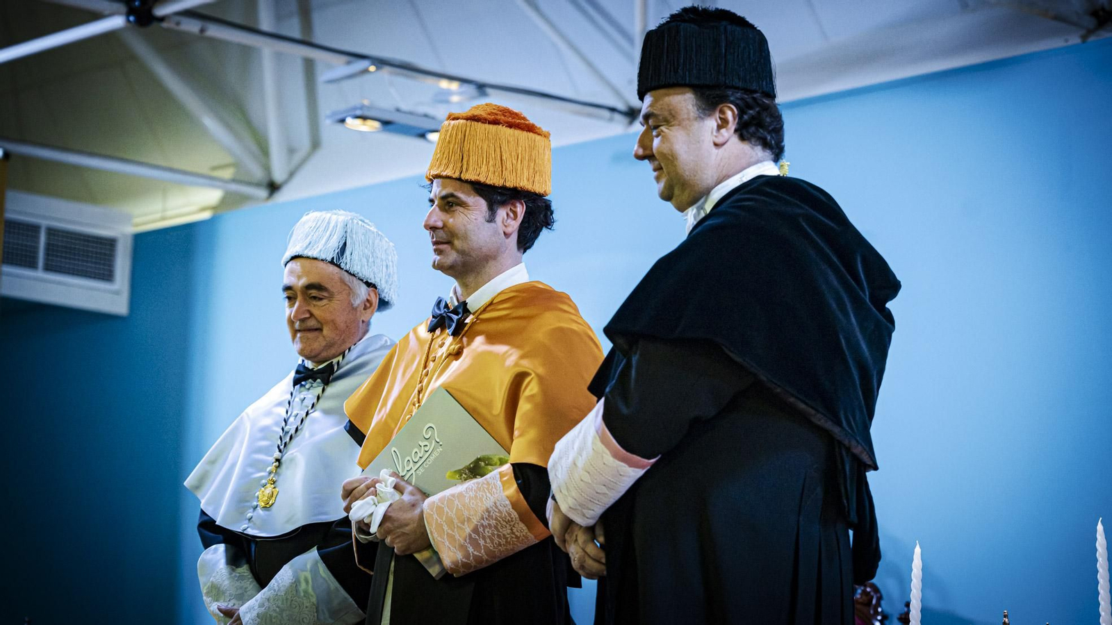 Las mejores imágenes del acto de investidura de doctorados por la UCA