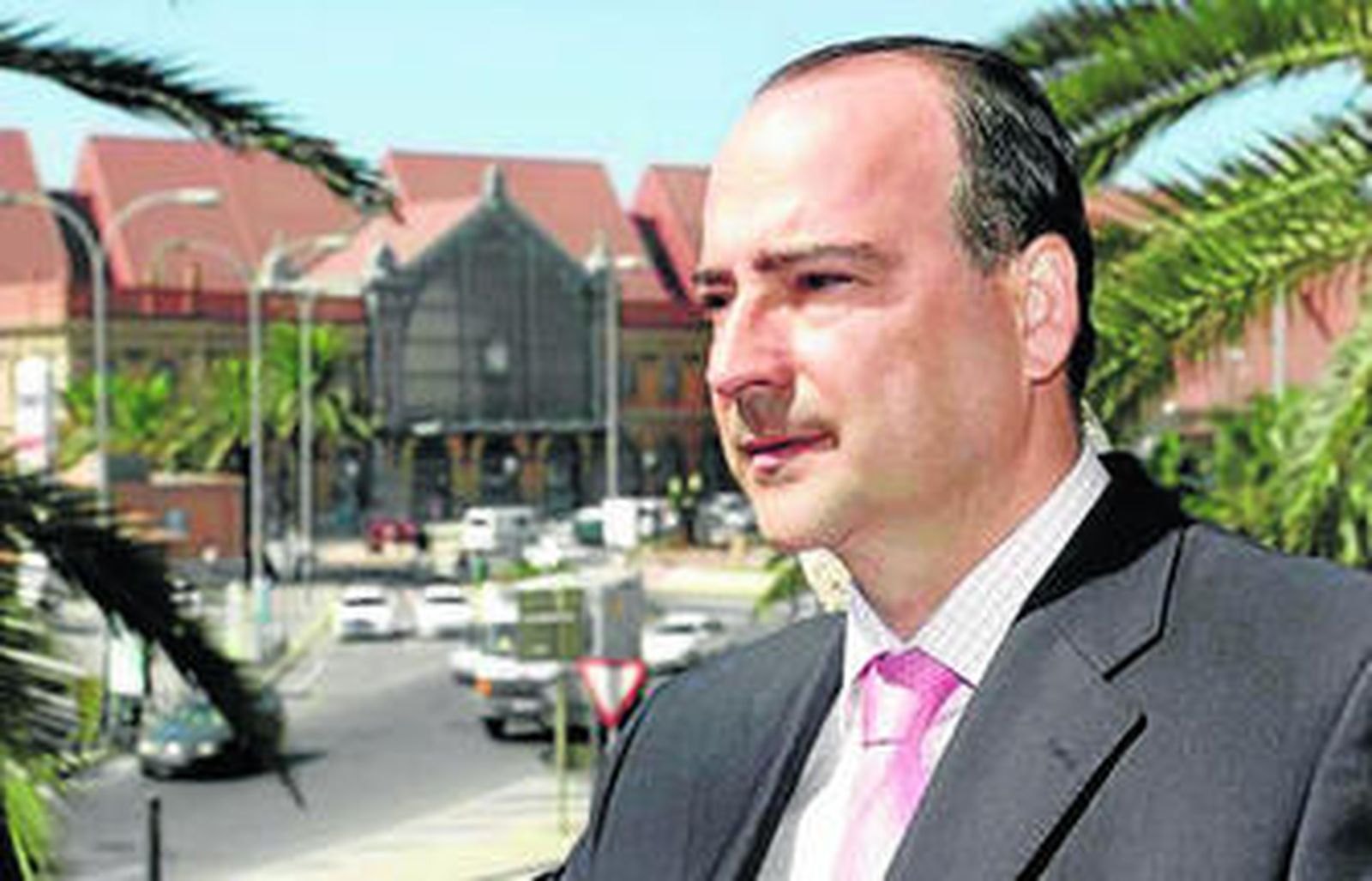 Luis Rogelio Rodríguez-Comendador.