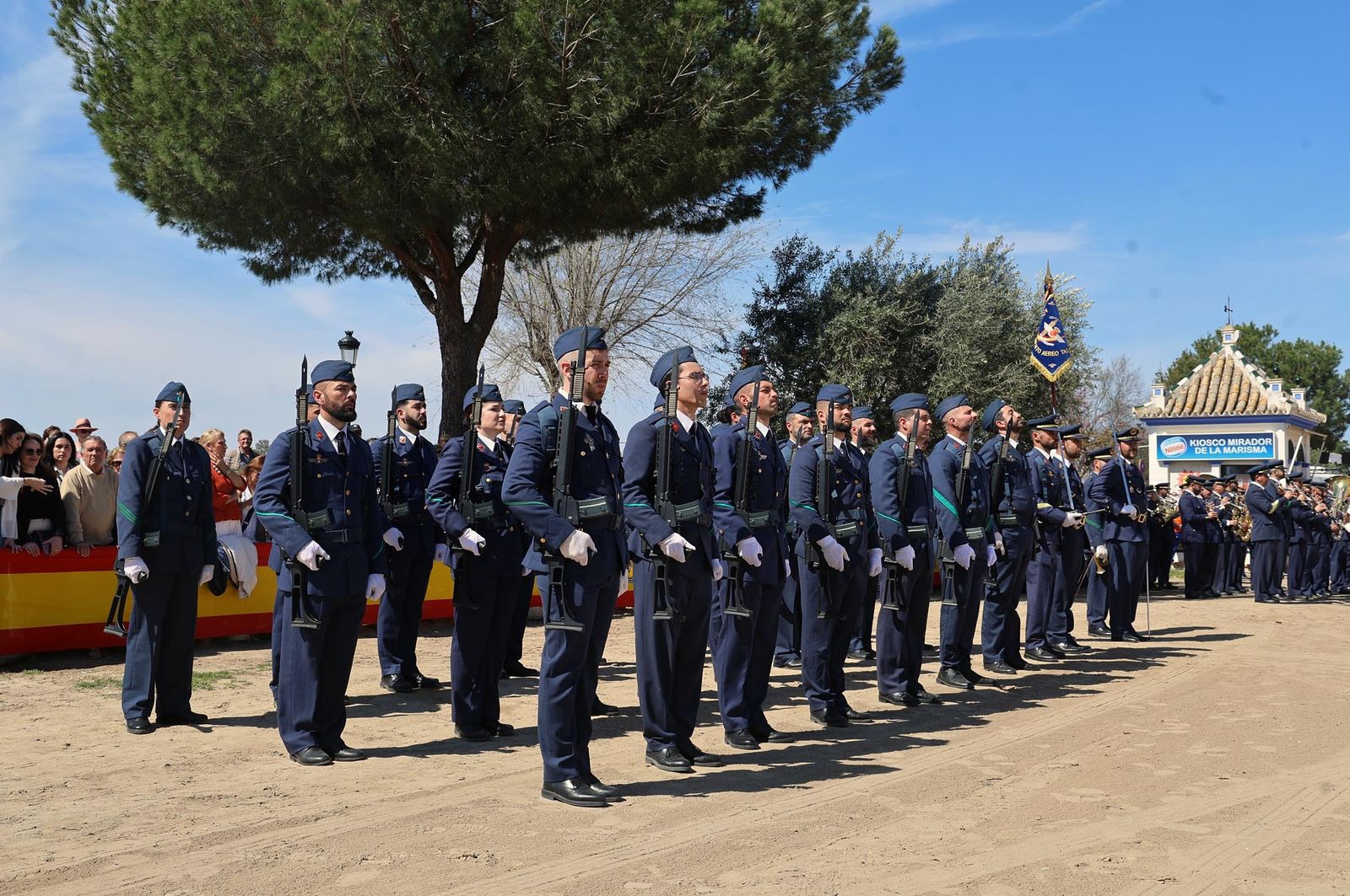 Imágenes del acto de Juramento o Promesa de Fidelidad a la Bandera Nacional en El Rocío