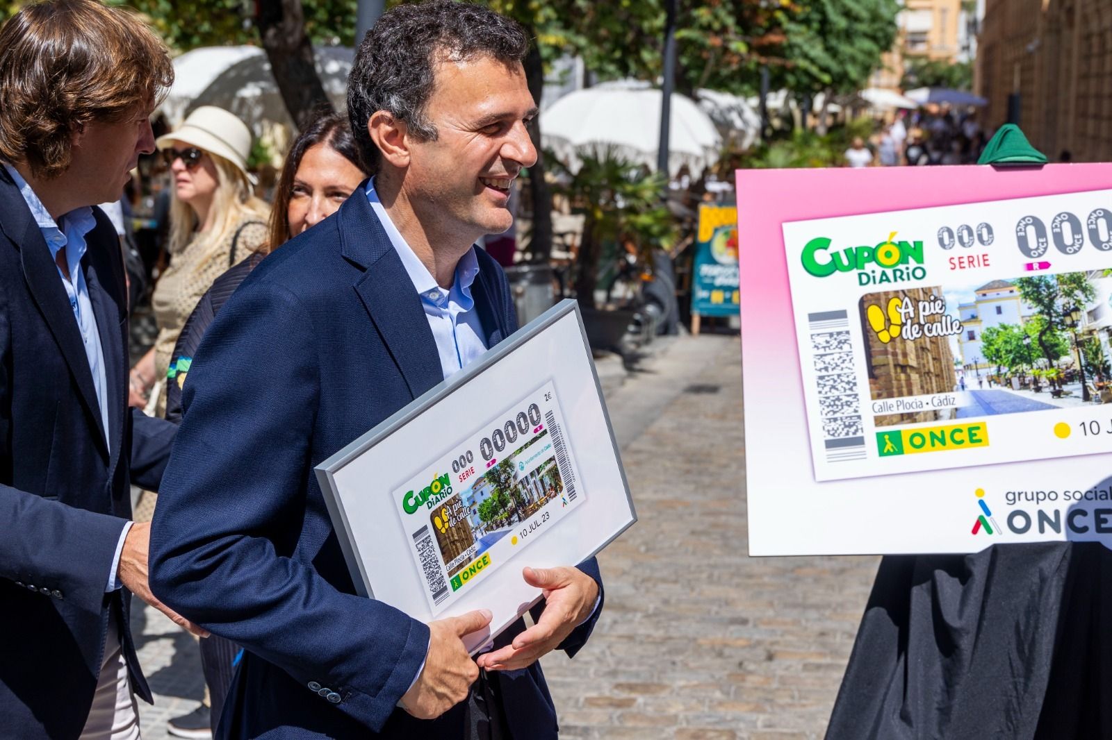 Así es la calle Plocia de Cádiz, a la que la ONCE dedica el cupón del lunes 10.