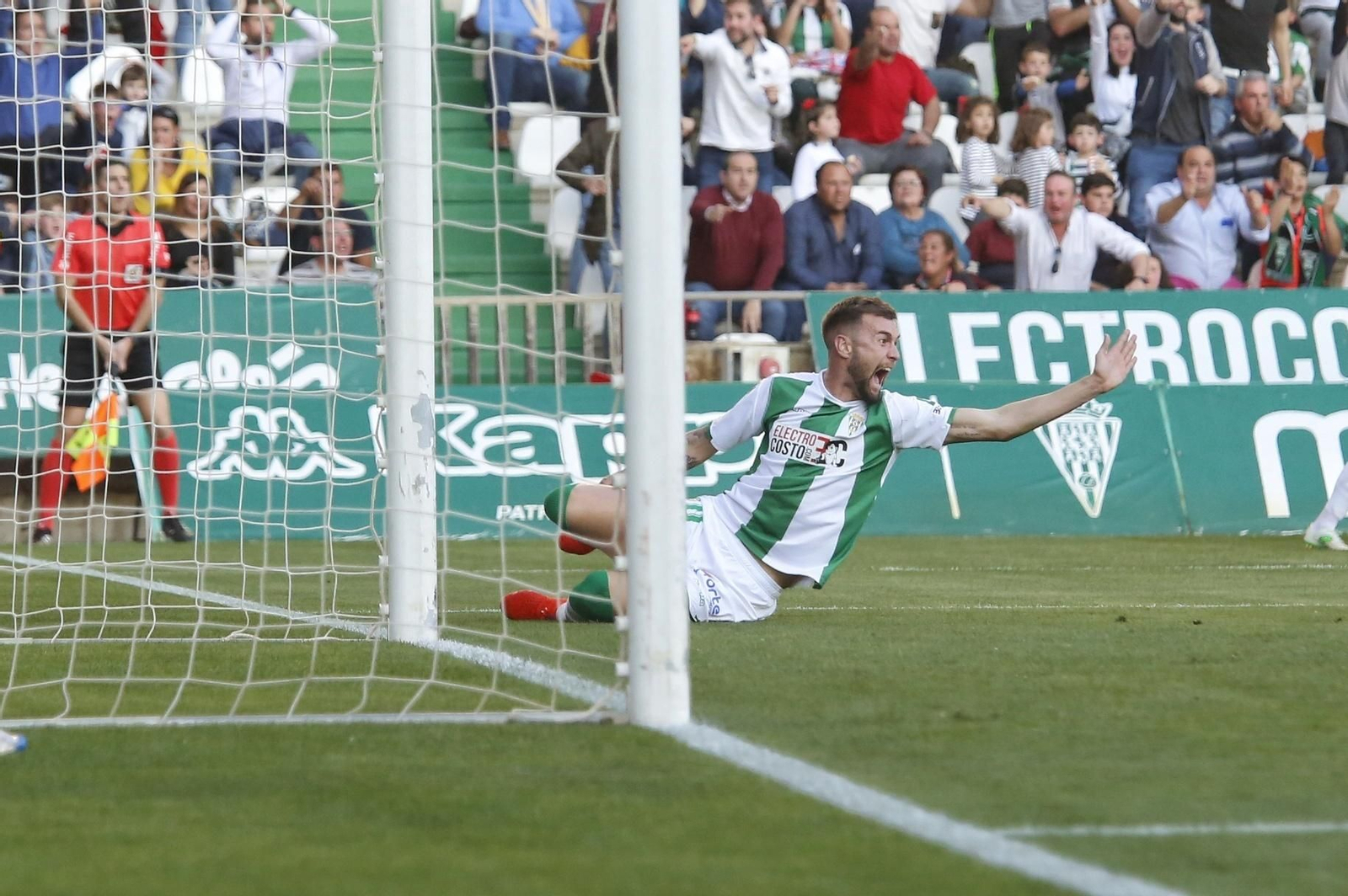 Las imágenes del empate del Córdoba - Málaga (1-1)
