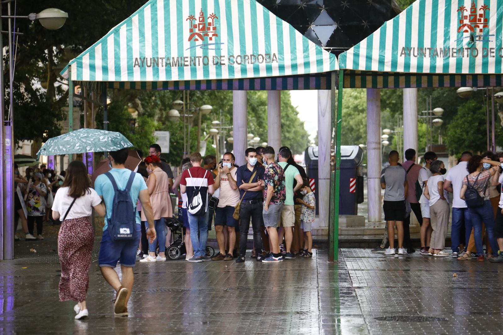 La tarde de tormenta y lluvia en Córdoba, en imágenes