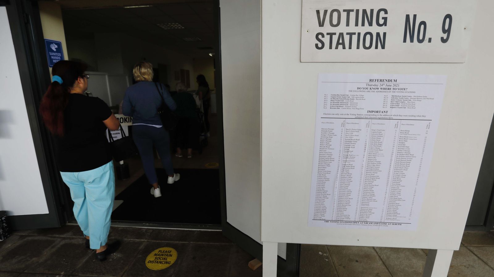 Las fotos del referéndum en Gibraltar sobre la legalización del aborto