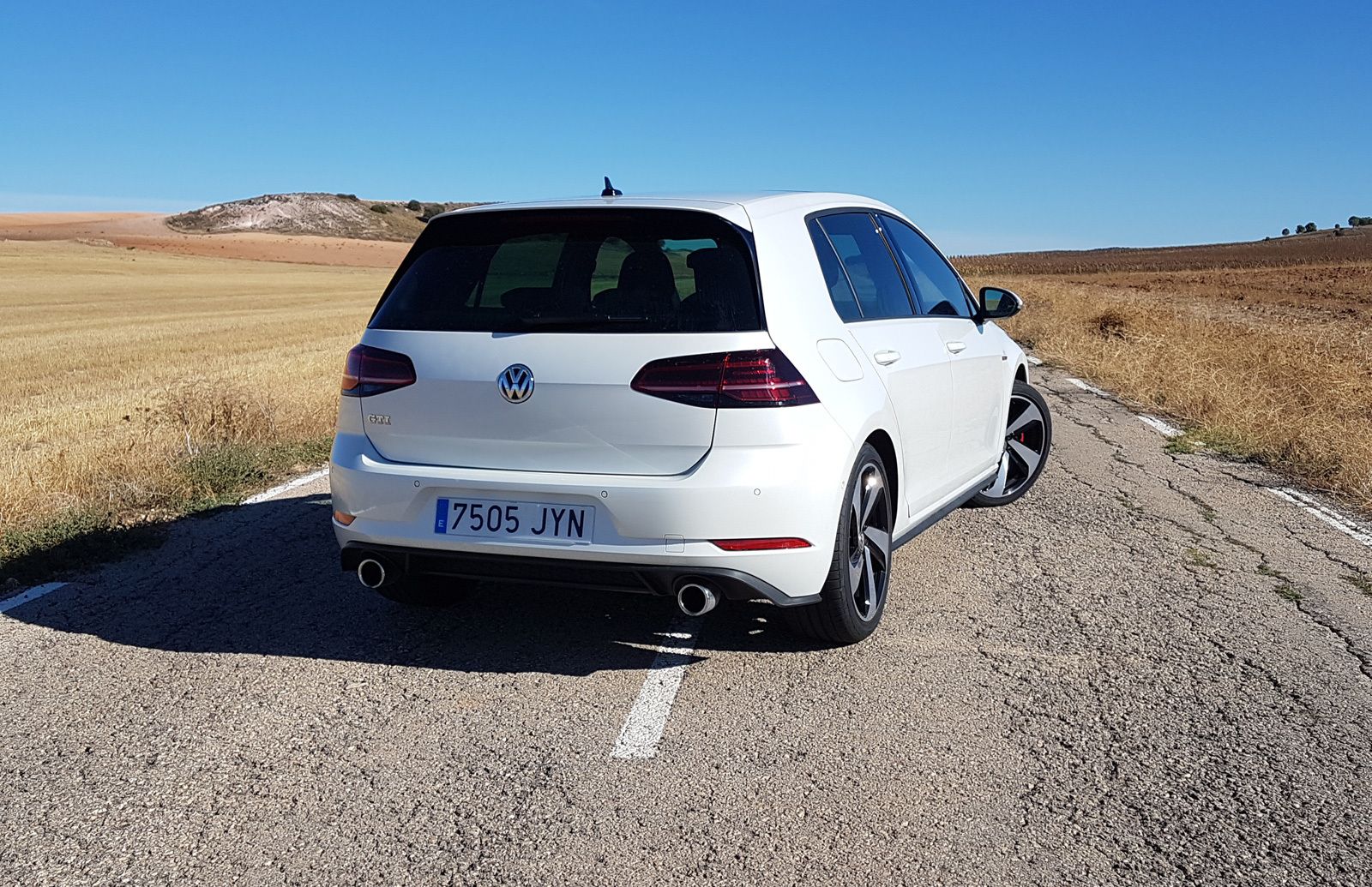 Volkswagen Golf GTI Performance 245 CV DSG | Galería de Fotos