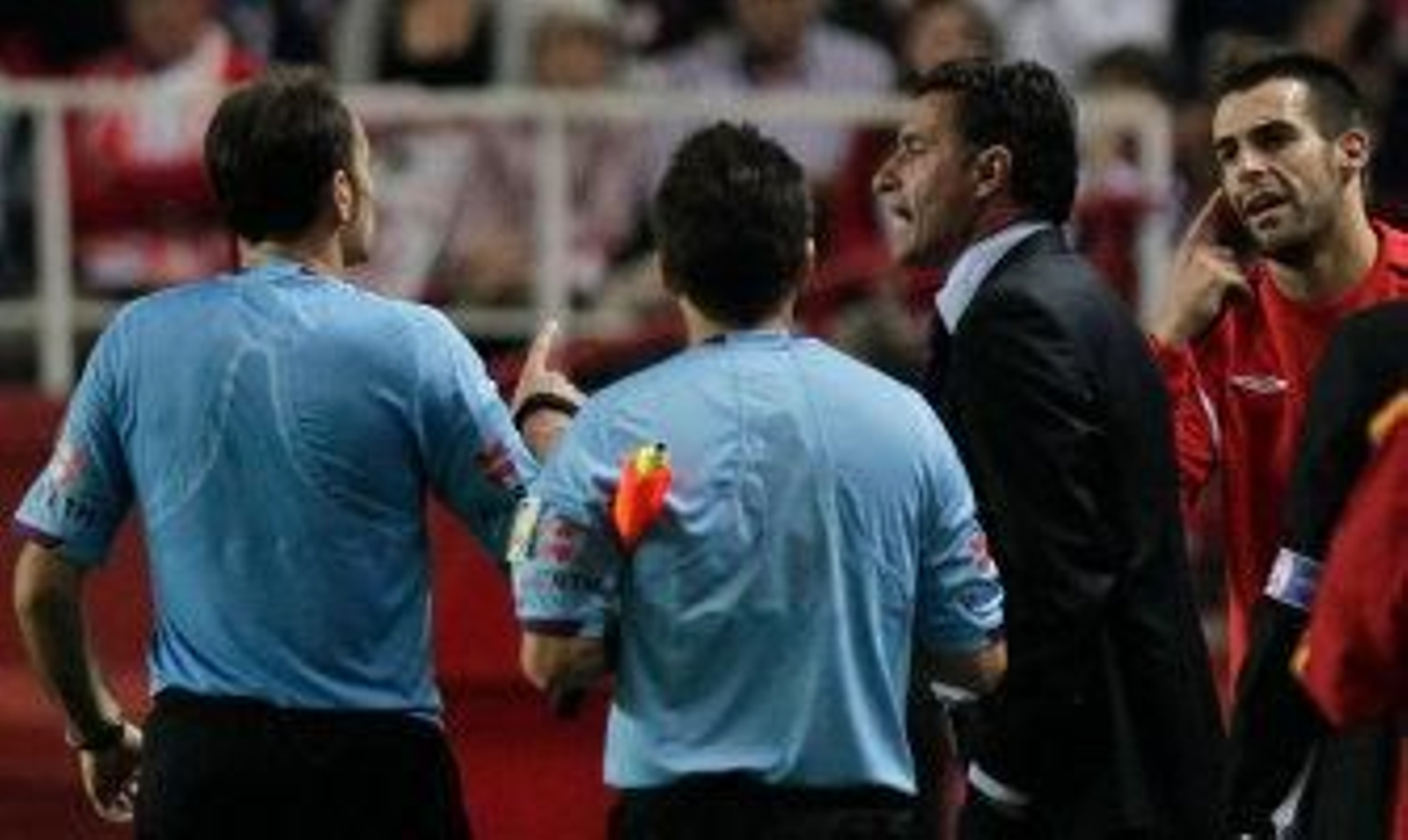 Según el acta, Míchel dijo a los árbitros: "No tenéis vergüenza"