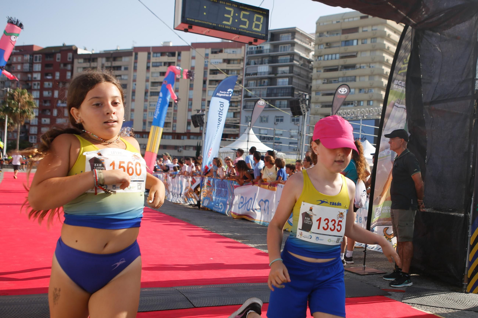 Búscate en la galería de fotos de categorías inferiores de la XXIII Carrera Popular Puerto Bahía de Algeciras