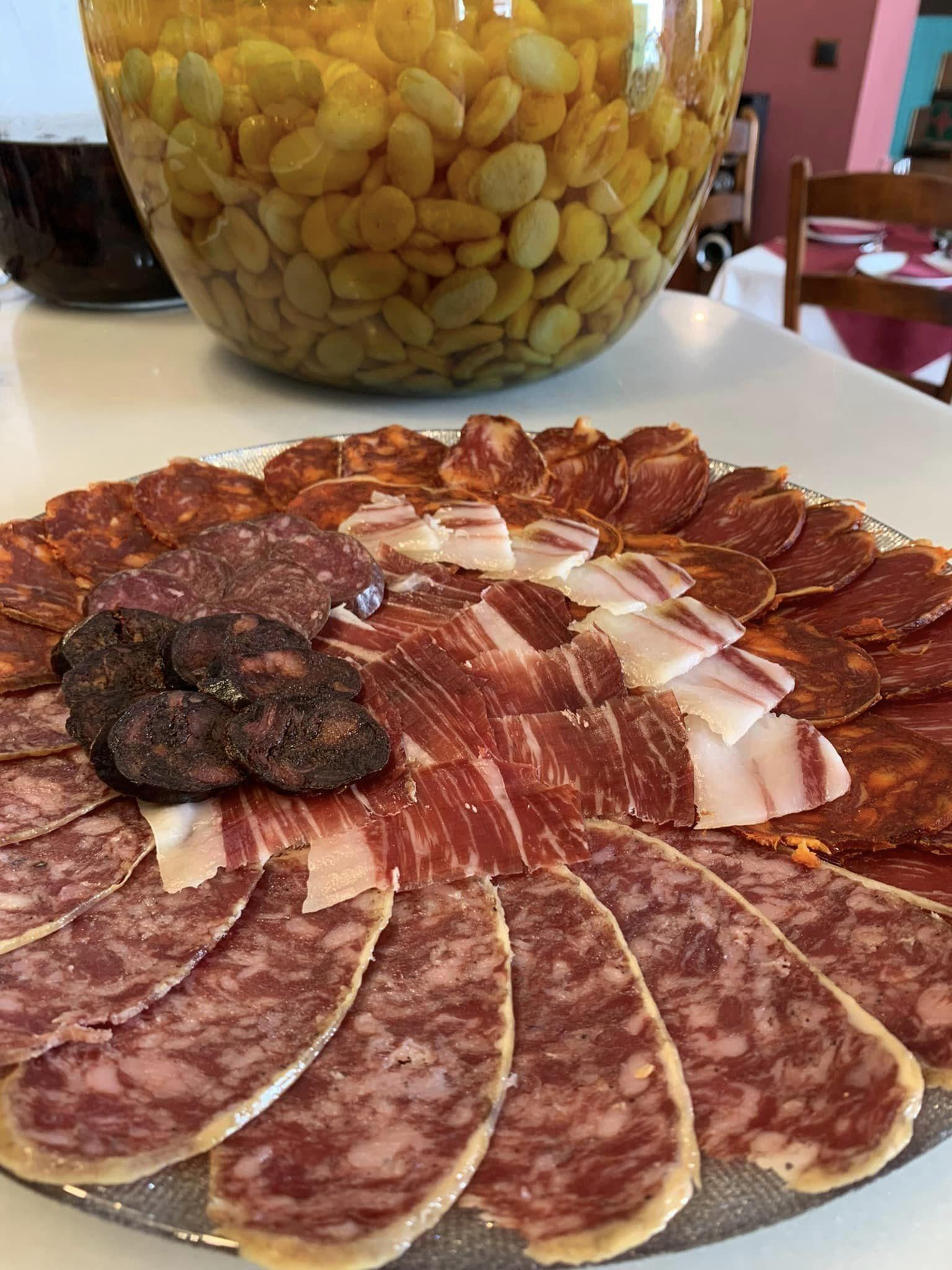 El restaurante de moda en Aracena que es una oda a los productos de Huelva