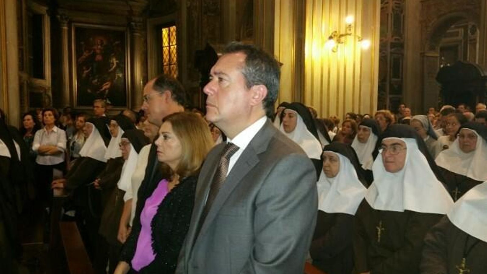 Espadas en Roma en 2015 tras la canonización de Madre María de la Purísima
