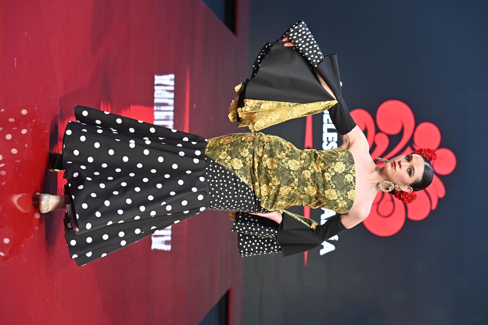 Huelva Flamenca 2026: Desfile de Ángeles de María