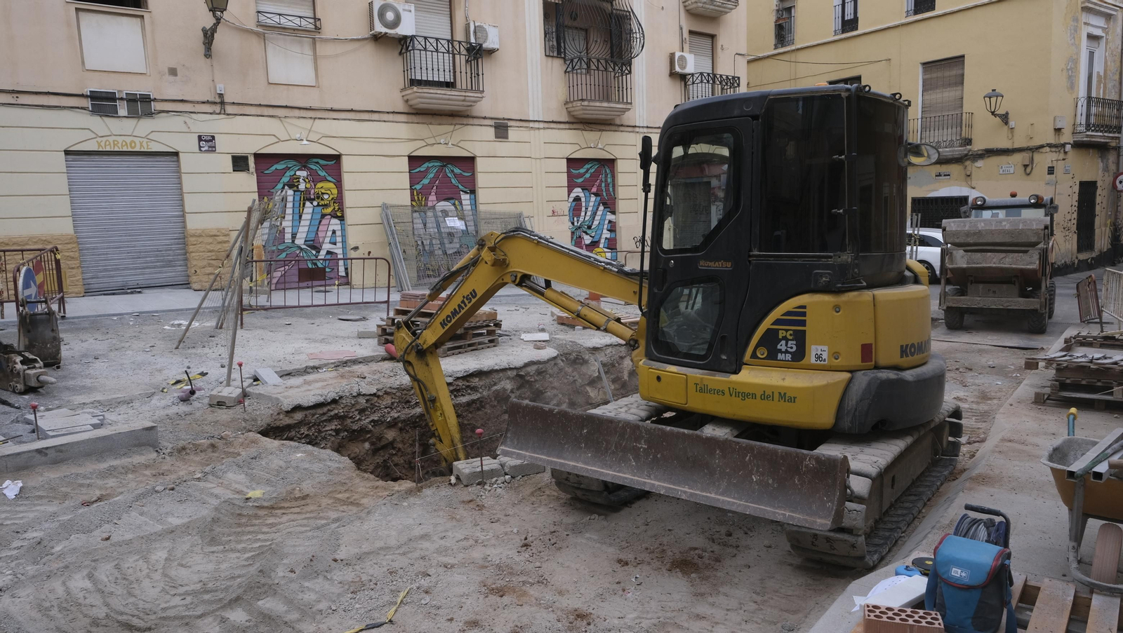 Imágenes de la Plaza Masnou en obras. Almería