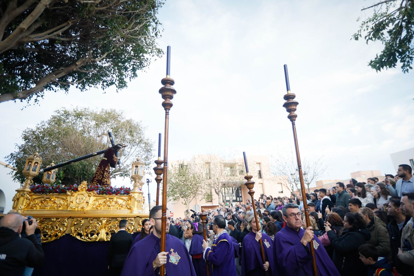La procesión del Encuentro, en imágenes