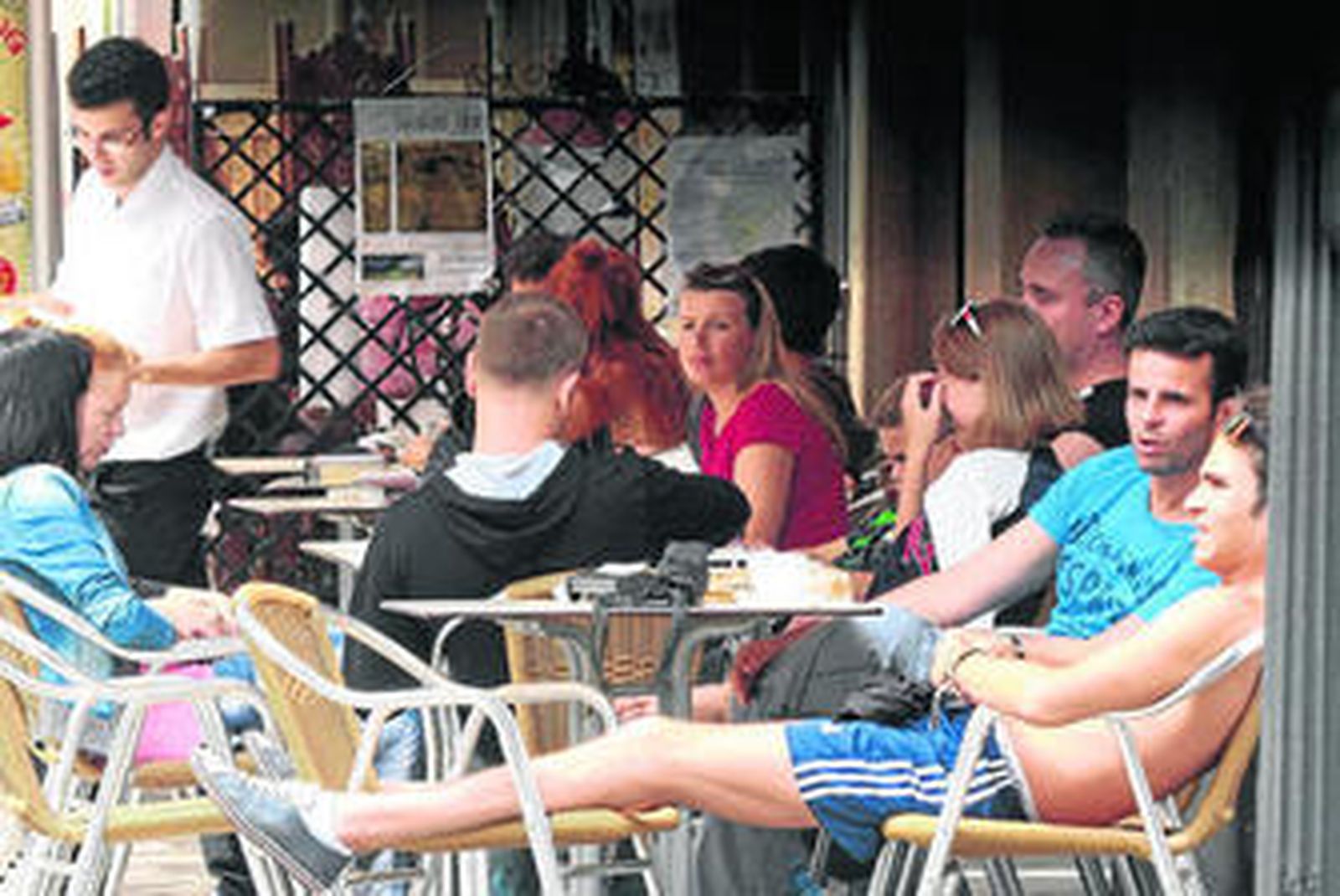 Un bar por cada 184 granadinos